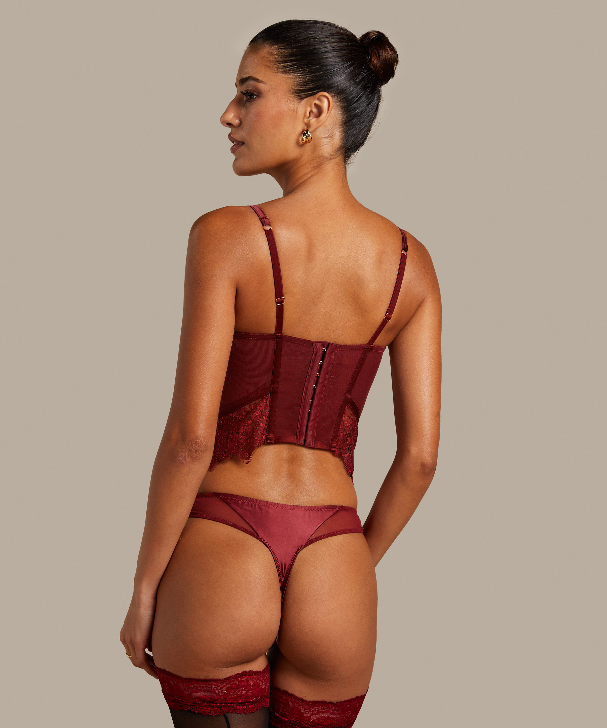 Zoe Bustier, Red, main