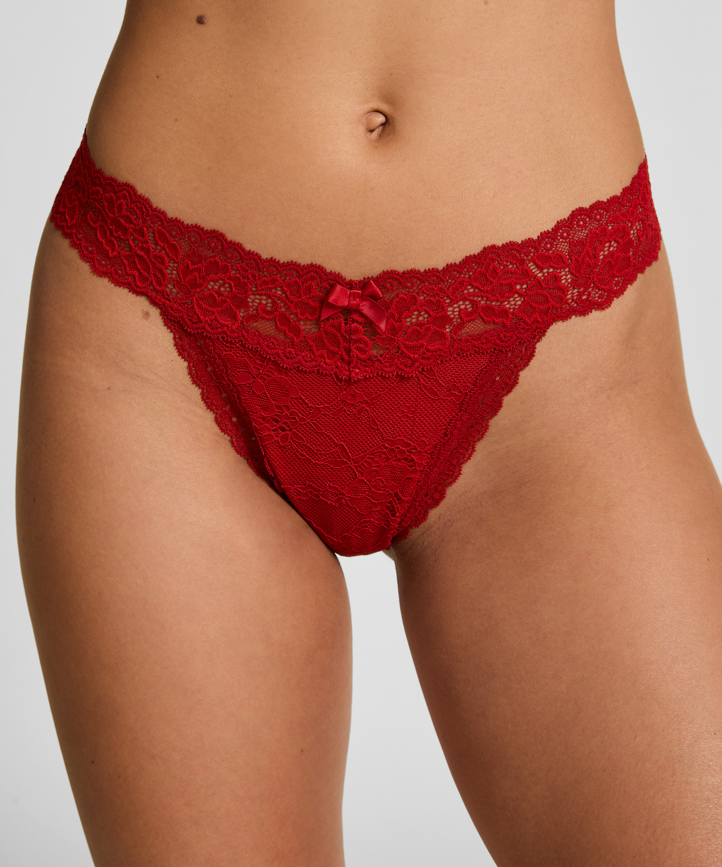 Madison Thong, Red, main