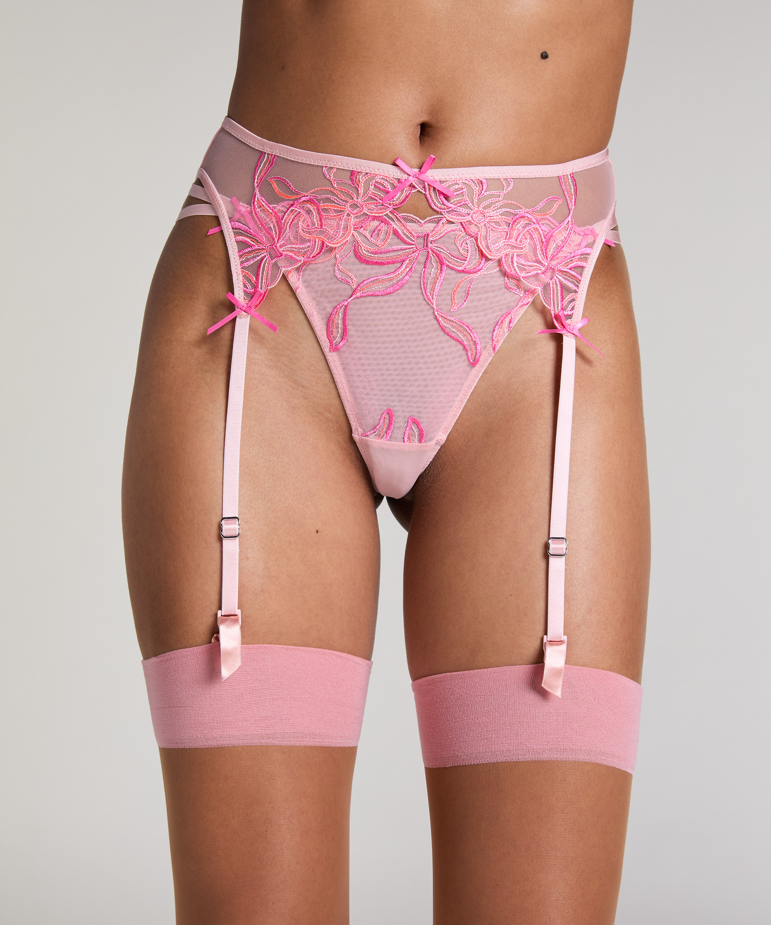 Beau Suspenders, Pink, main