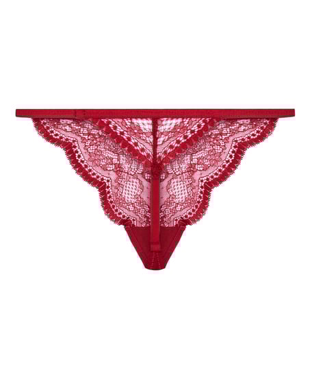 Isabelle Thong, Red