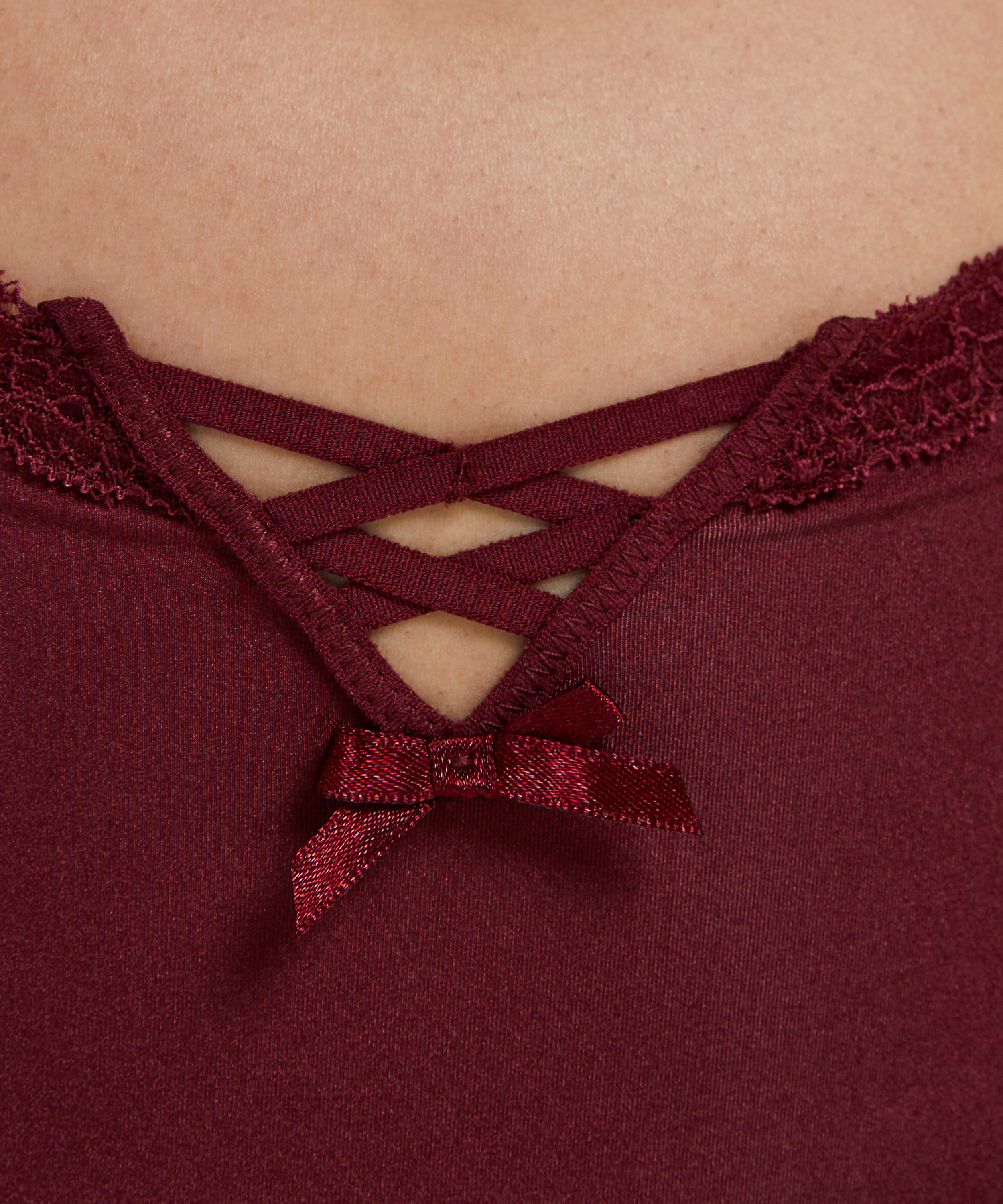 Vixen V-shaped Brazilian Curvy, Red, main