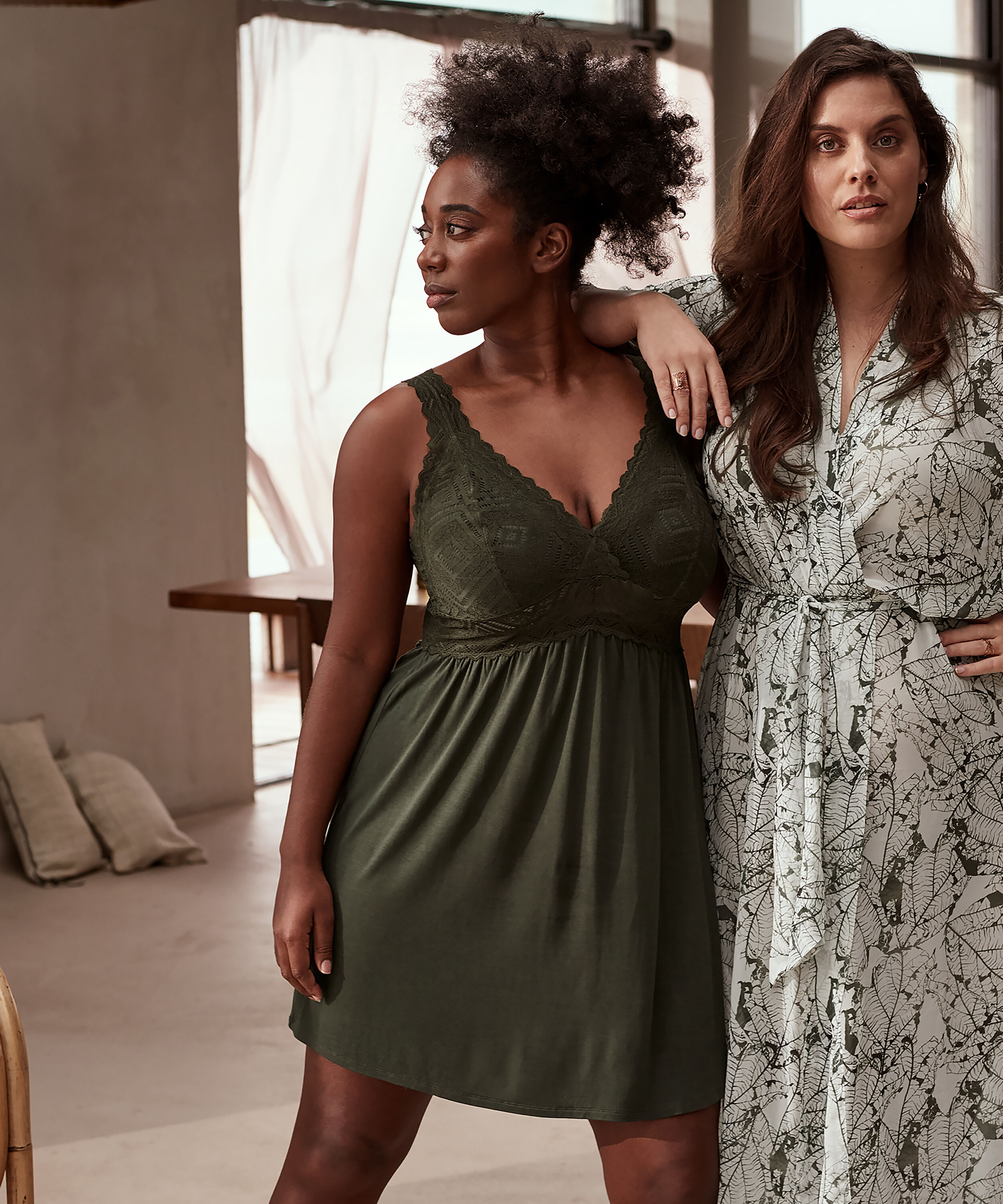 Nora Lace Reinier slip dress I AM Danielle, Green