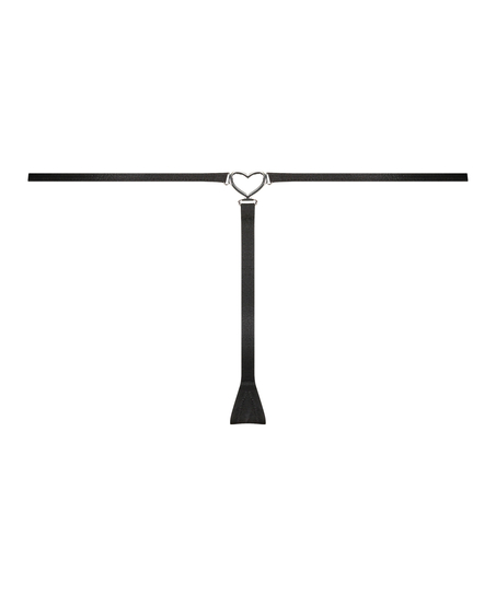 Isabelle Thong, Black