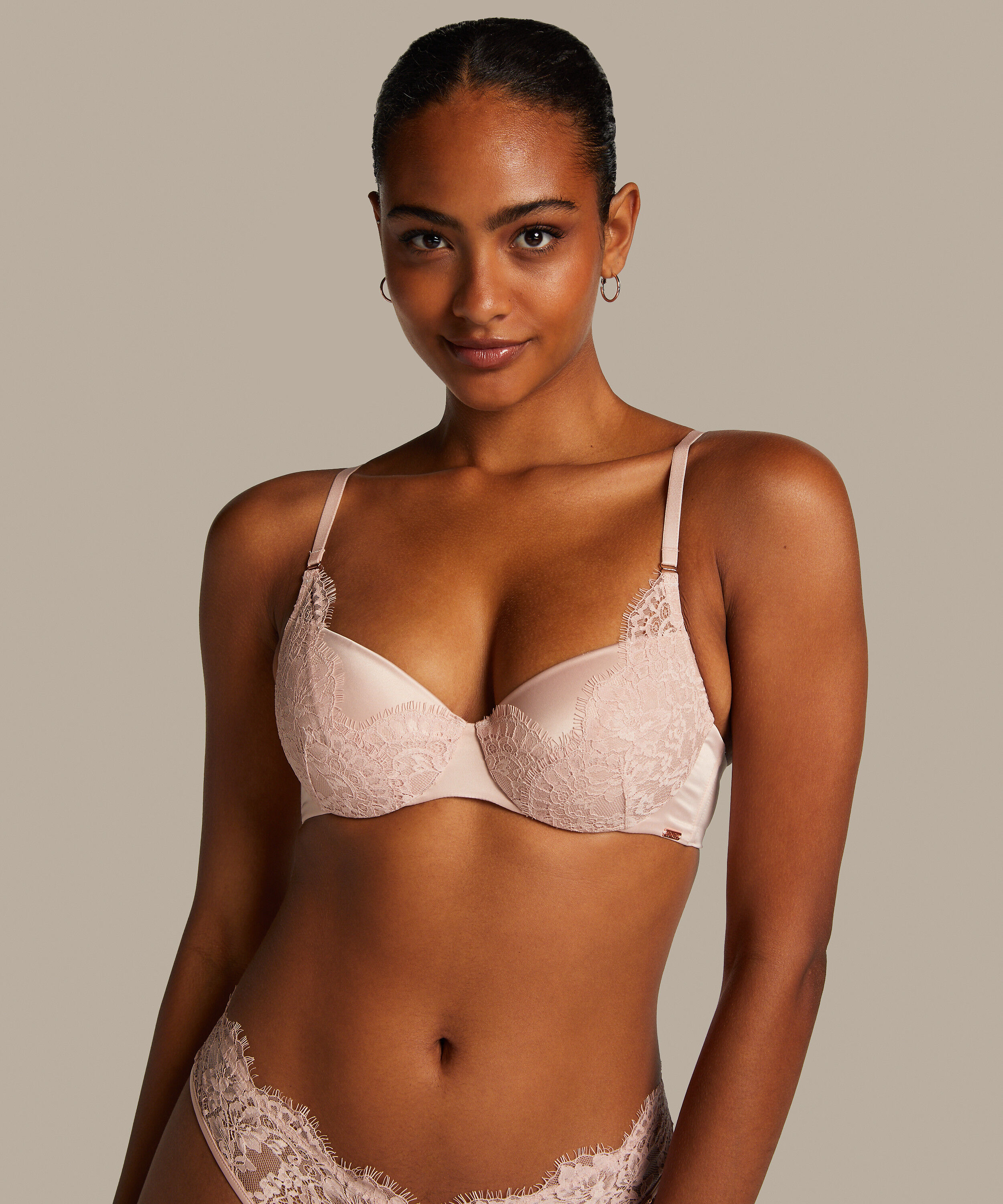 Chalice Padded Underwired Bra, Pink Chalice Padded Underwired Bra, Pink