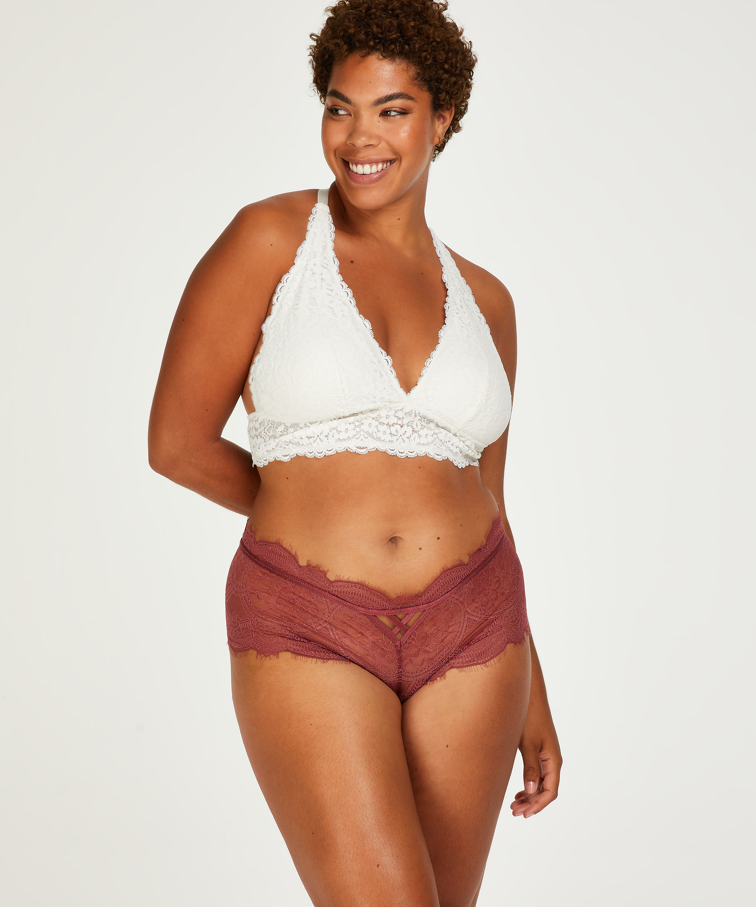 Yui Boxers, Red, main