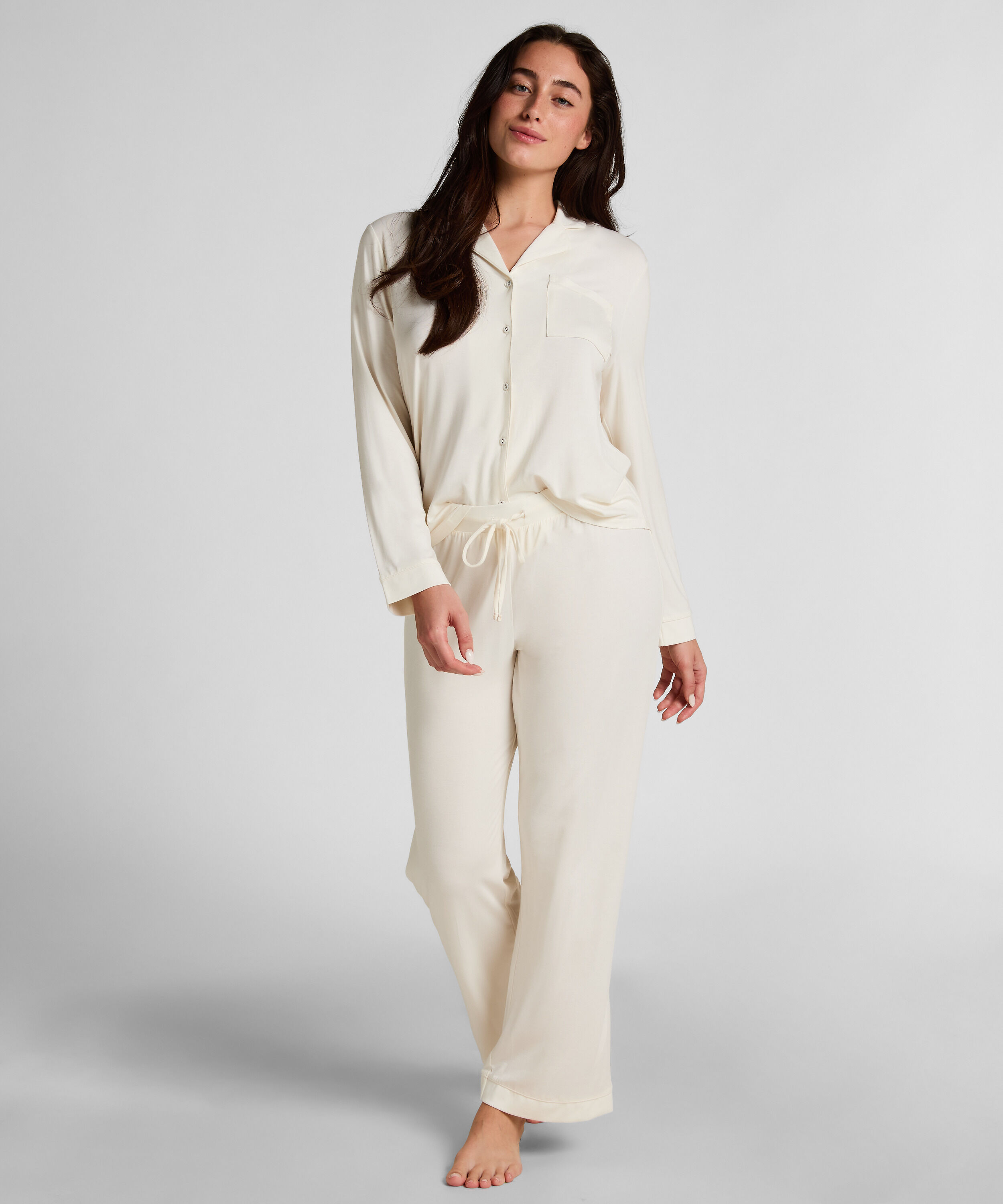 Essential Jersey Long-Sleeved Jacket, White