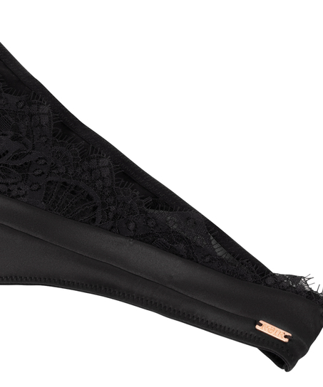 Zoe Thong, Black