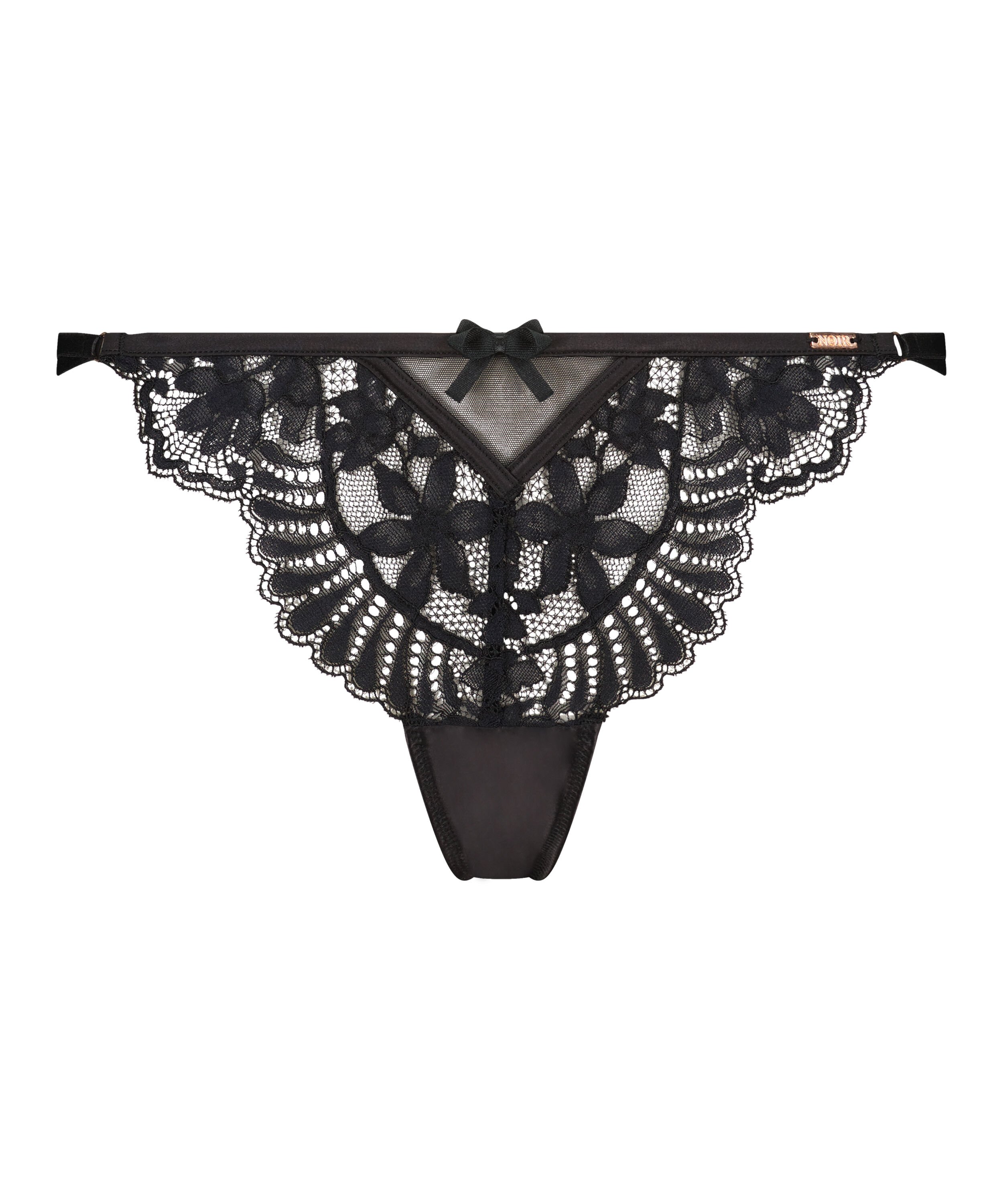 Jamie Thong, Black