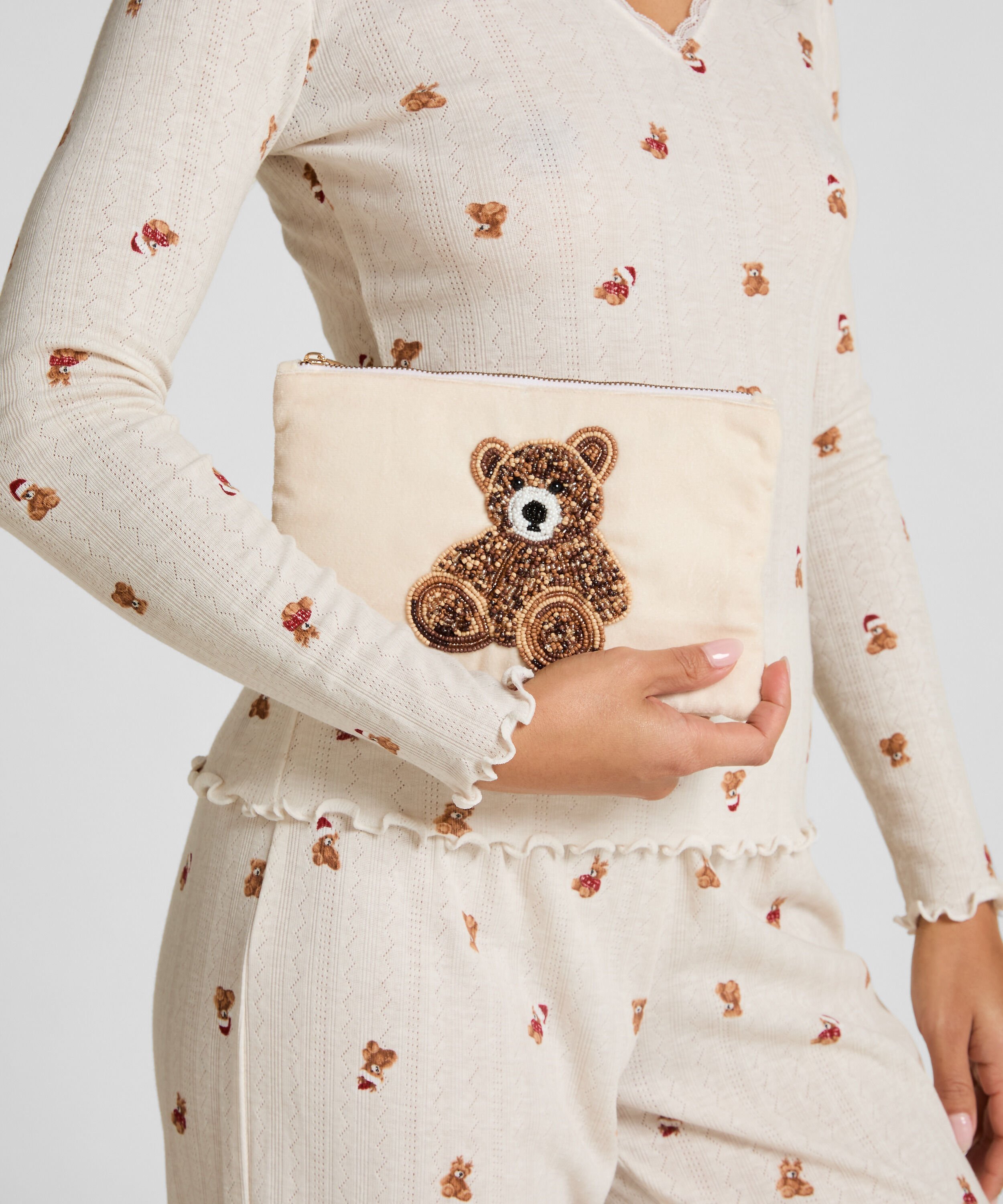 Bear Beaded Pouch, Beige