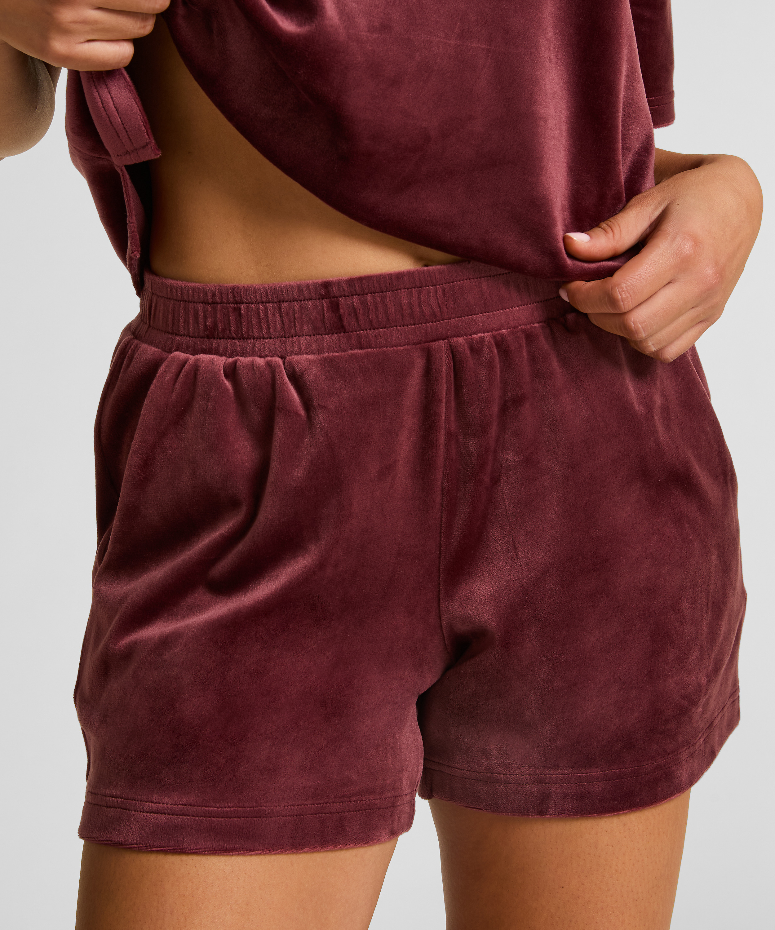 Velvet Pocket shorts, Red, main