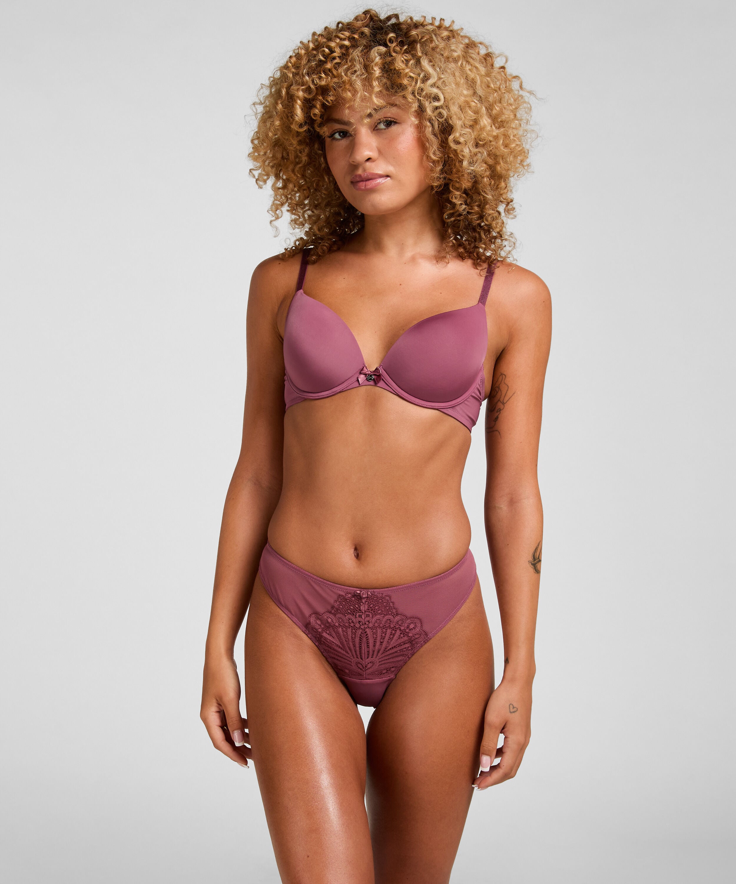 Brazilian Selena, Purple