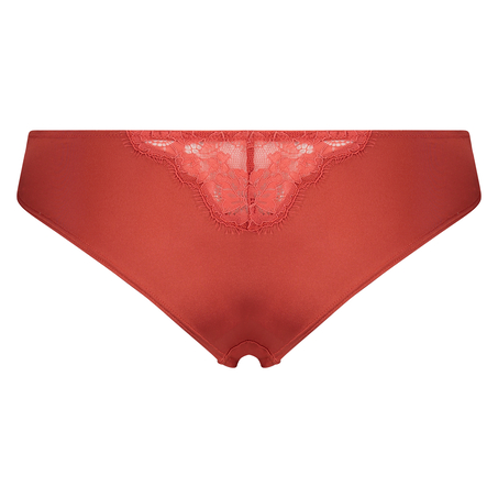 Yumi Brazilian, Red