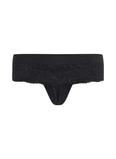 Sophie Boxerthong, Black