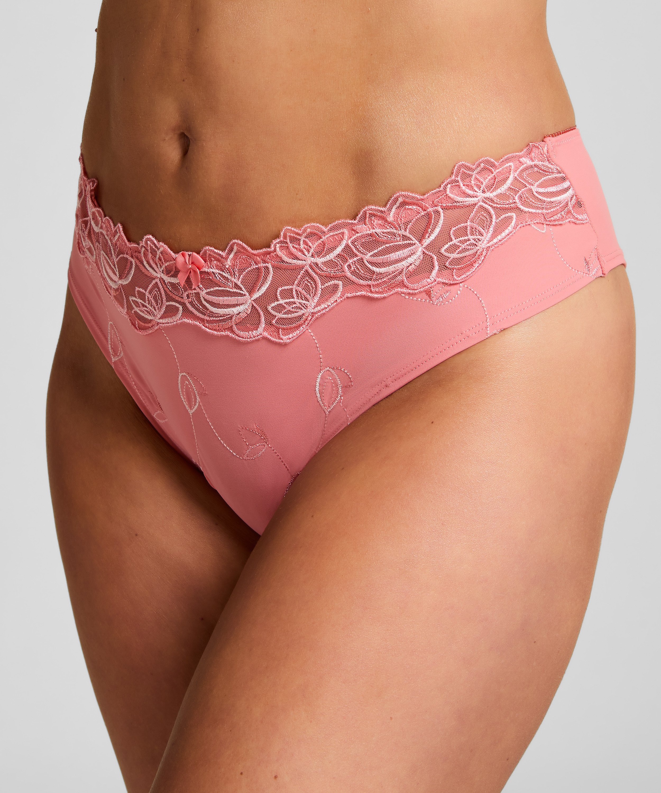 Brazilian Diva, Pink, main