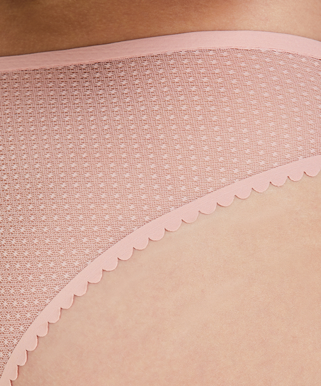 Invisible Brazilian, Pink