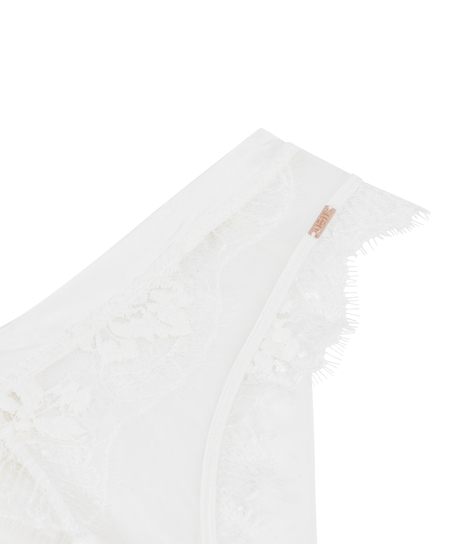 Tiah brazilian, White