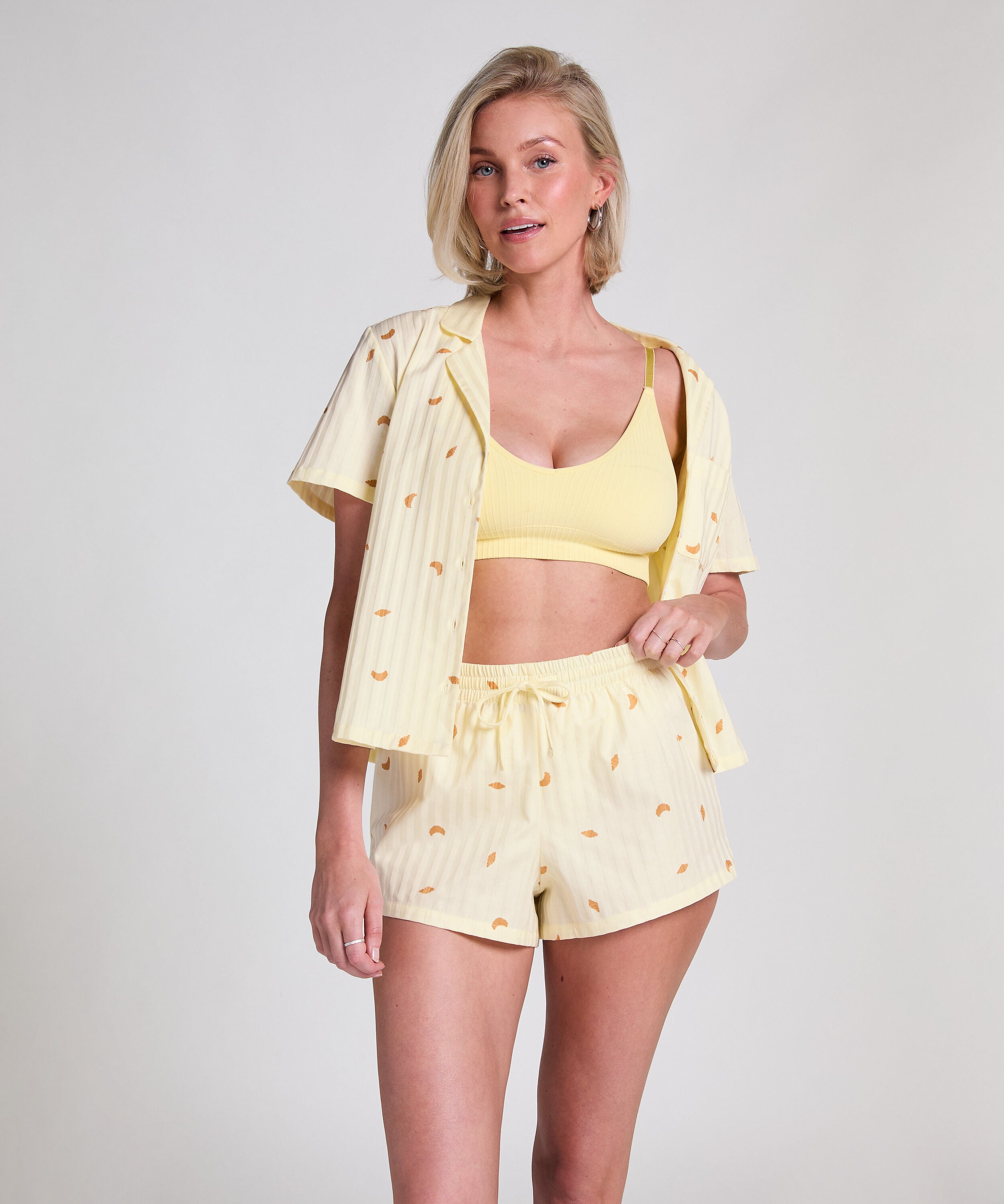 Cotton shorts, Yellow Cotton shorts, Yellow