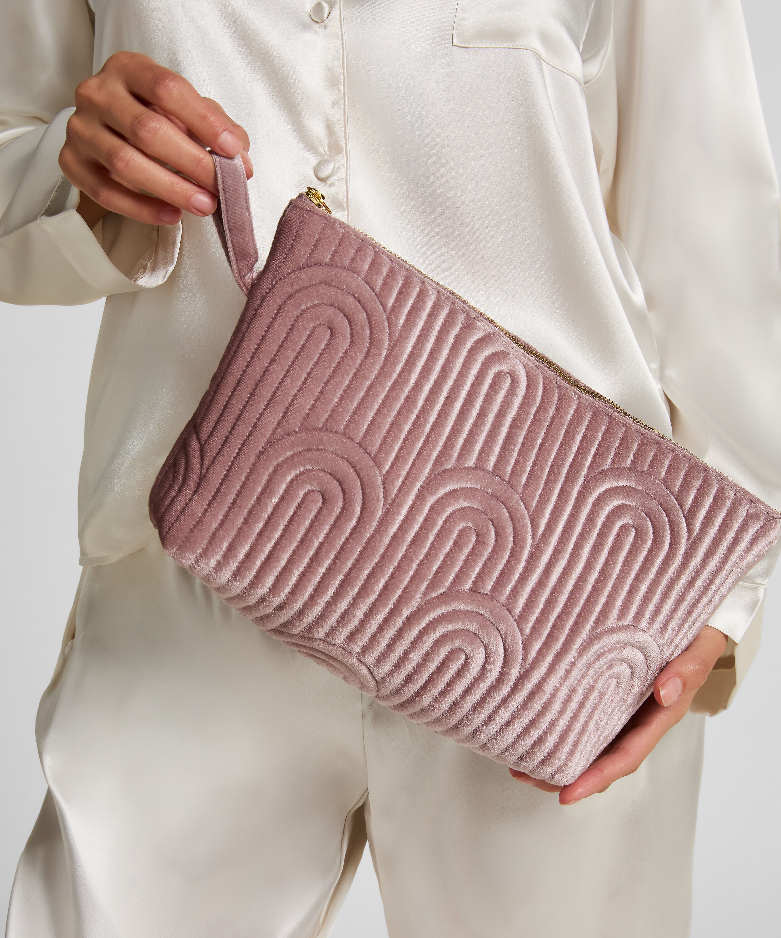 Velour Make-Up Bag Big, Purple