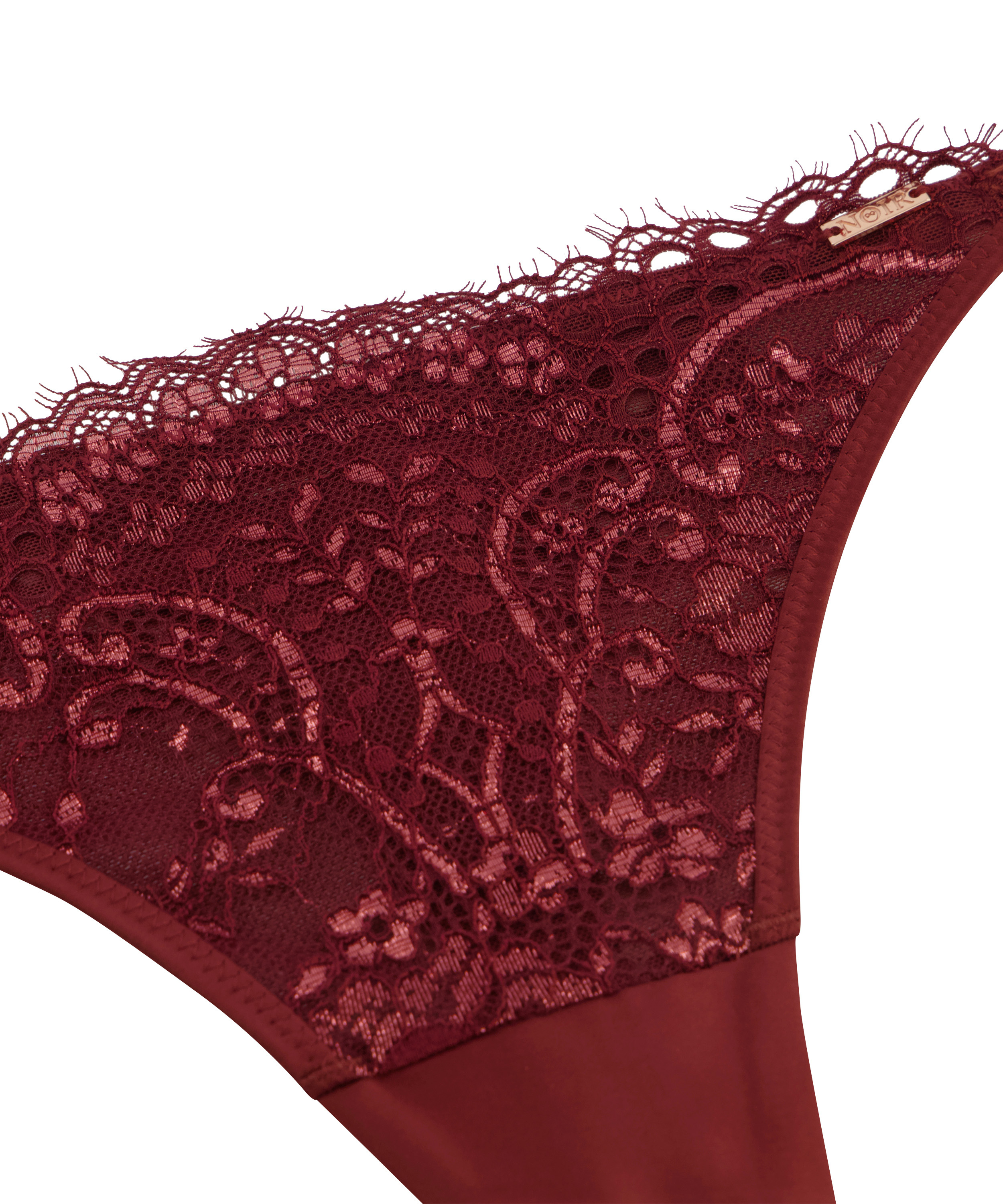 Lara Thong, Red, main