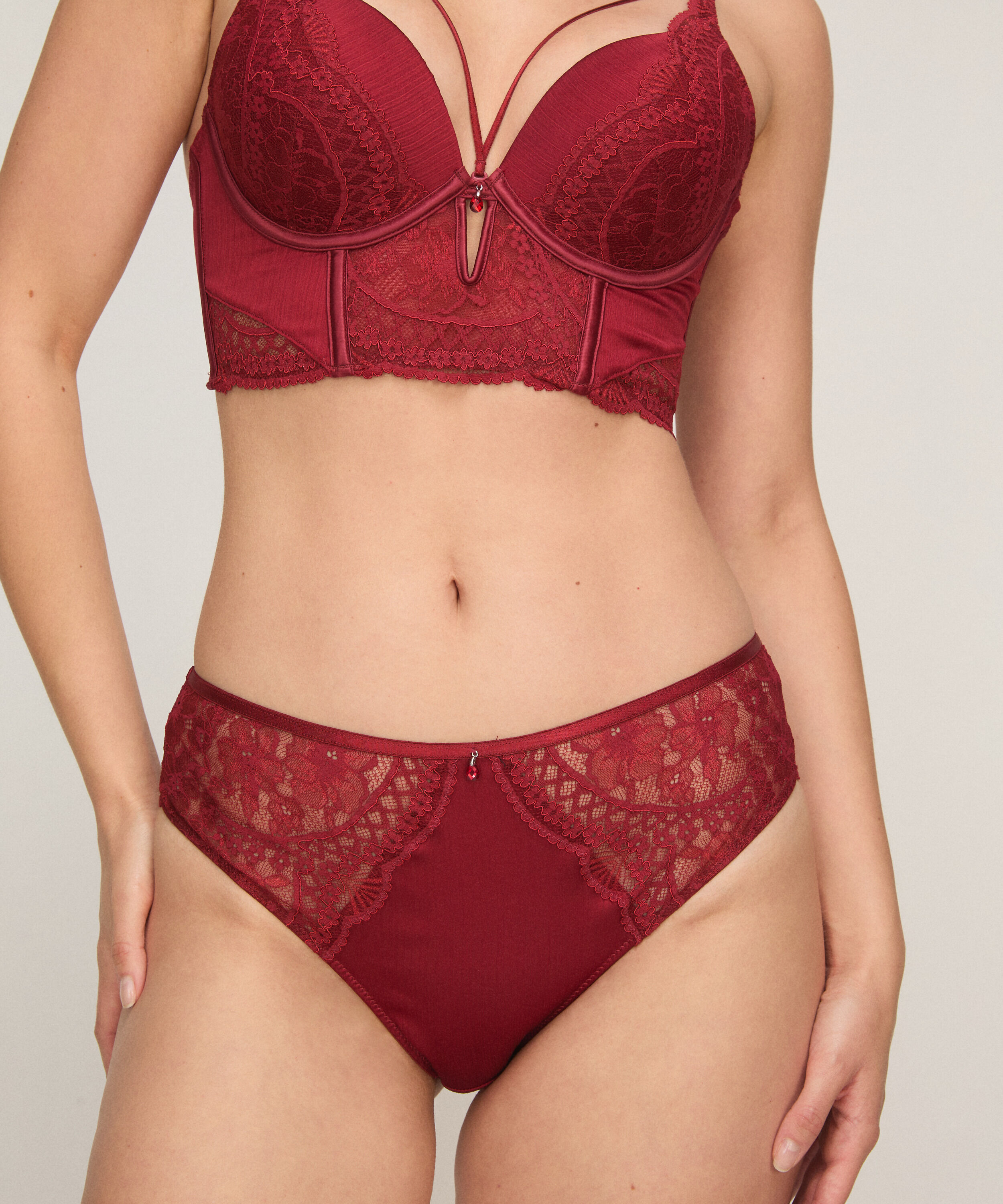 High Waisted Slip Tosca, Red High Waisted Slip Tosca, Red