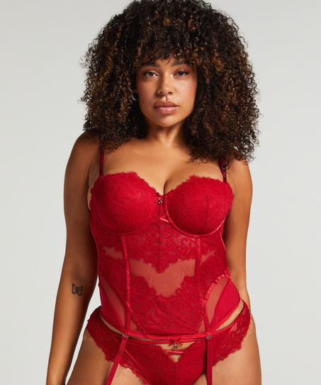 Charlotta Bustier, Red