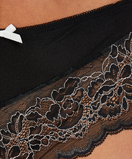 Lacey Brazilian, Black