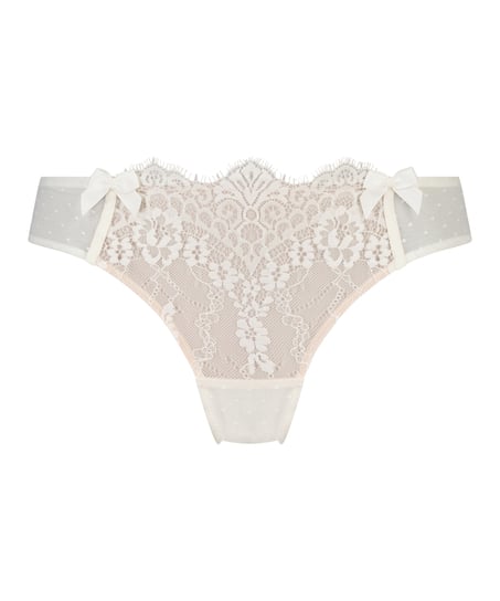 Marilee Thong, White