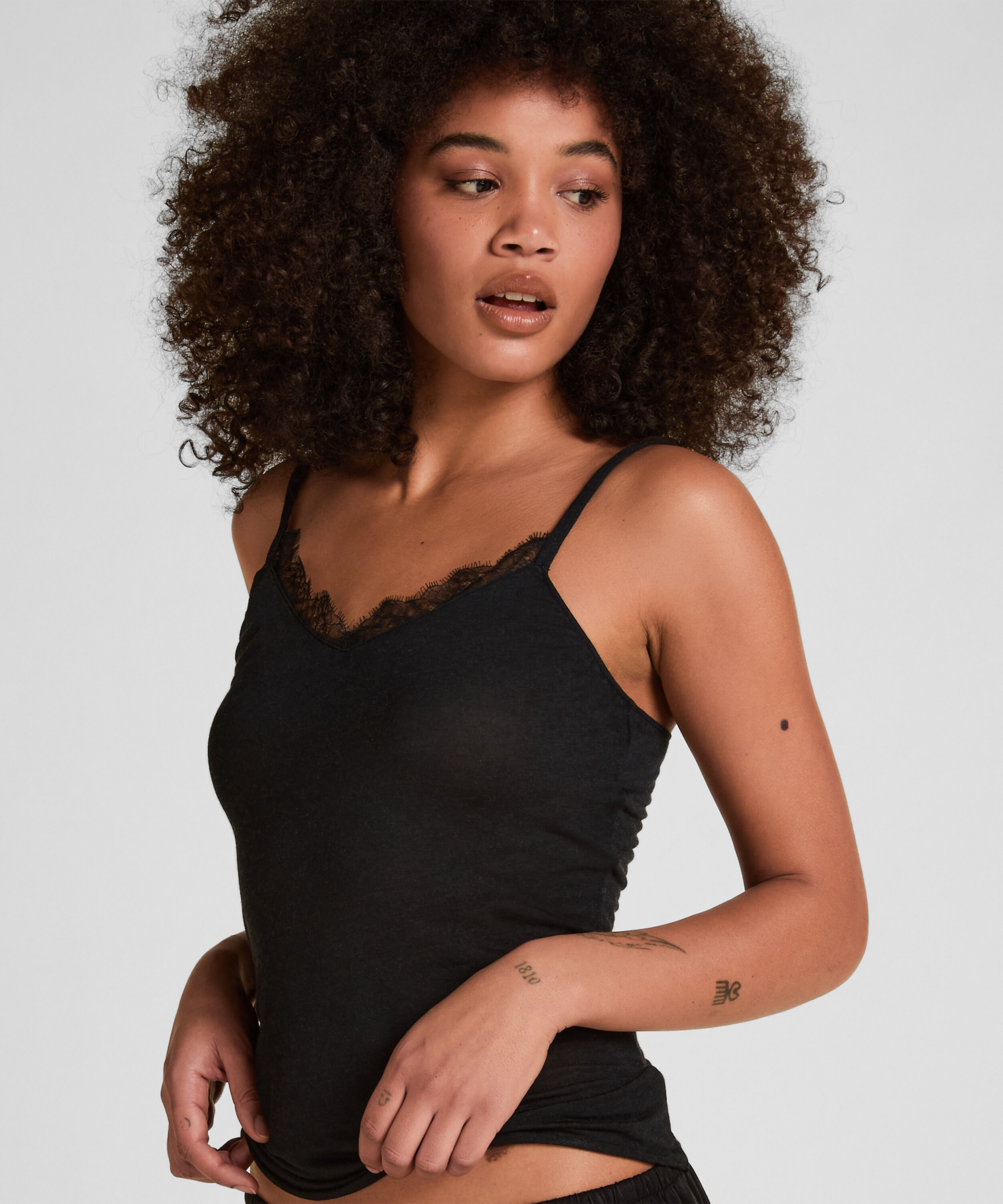 super soft Lace V-Neck cami with Cashmere, Black super soft Lace V-Neck cami with Cashmere, Black