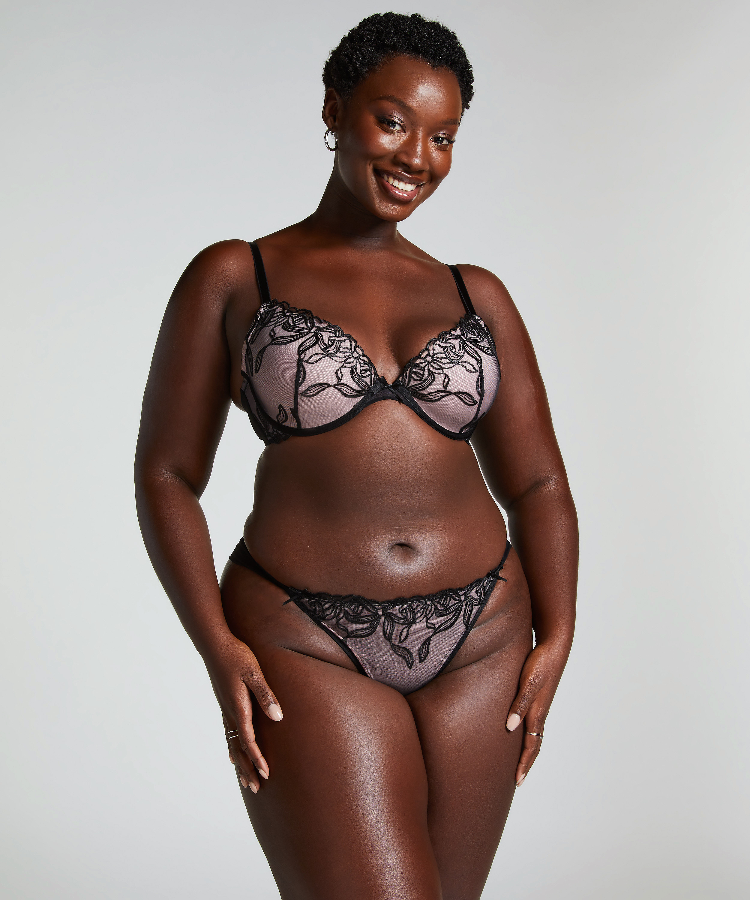 Beau Brazilian, Black, main