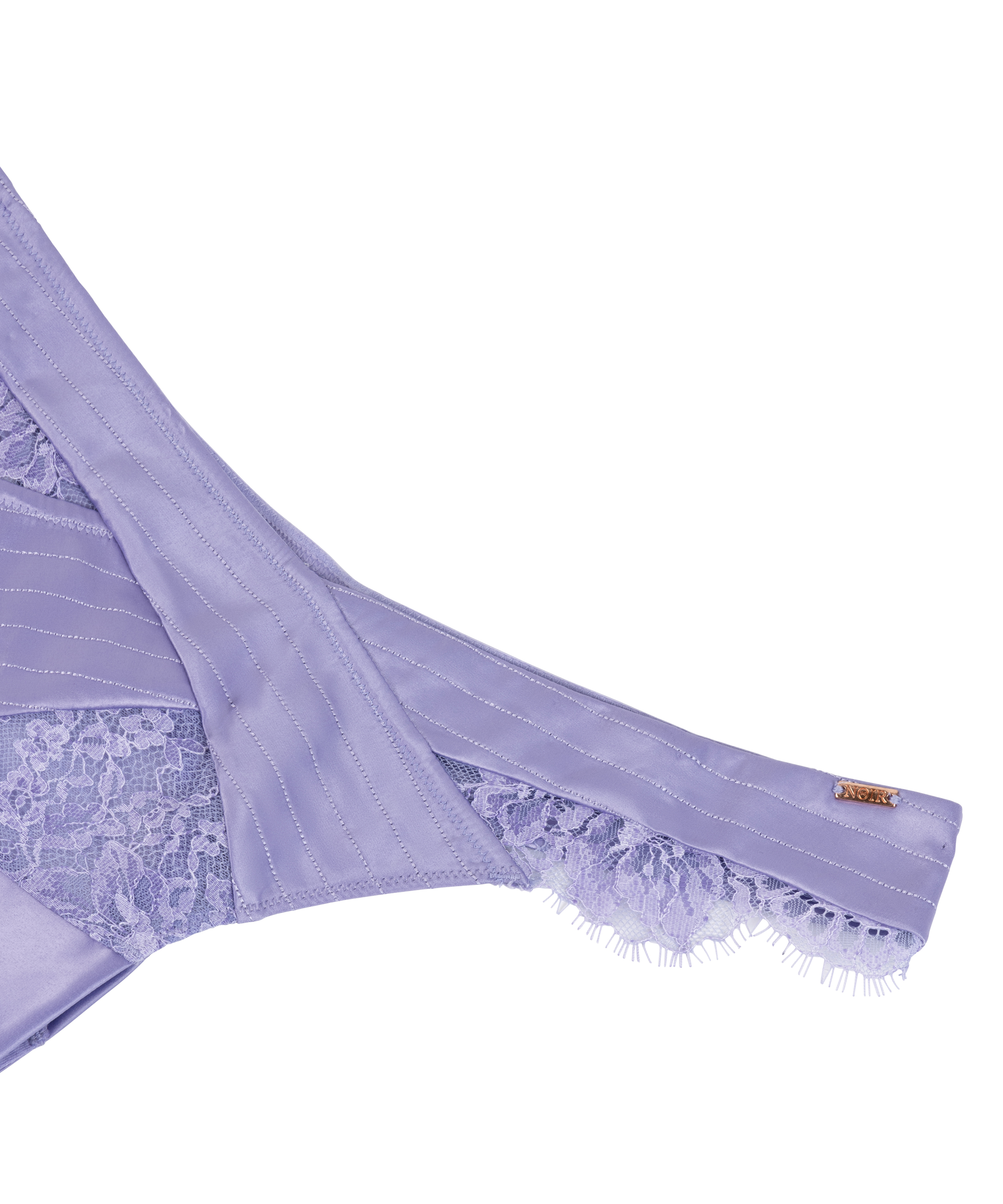 Charlie thong, Purple, main