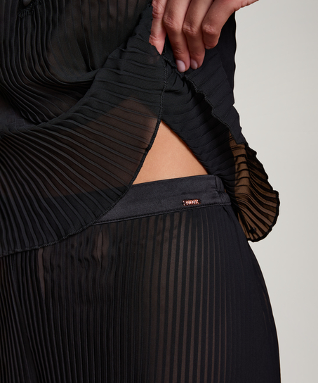 Plisse Lace Shorts, Black