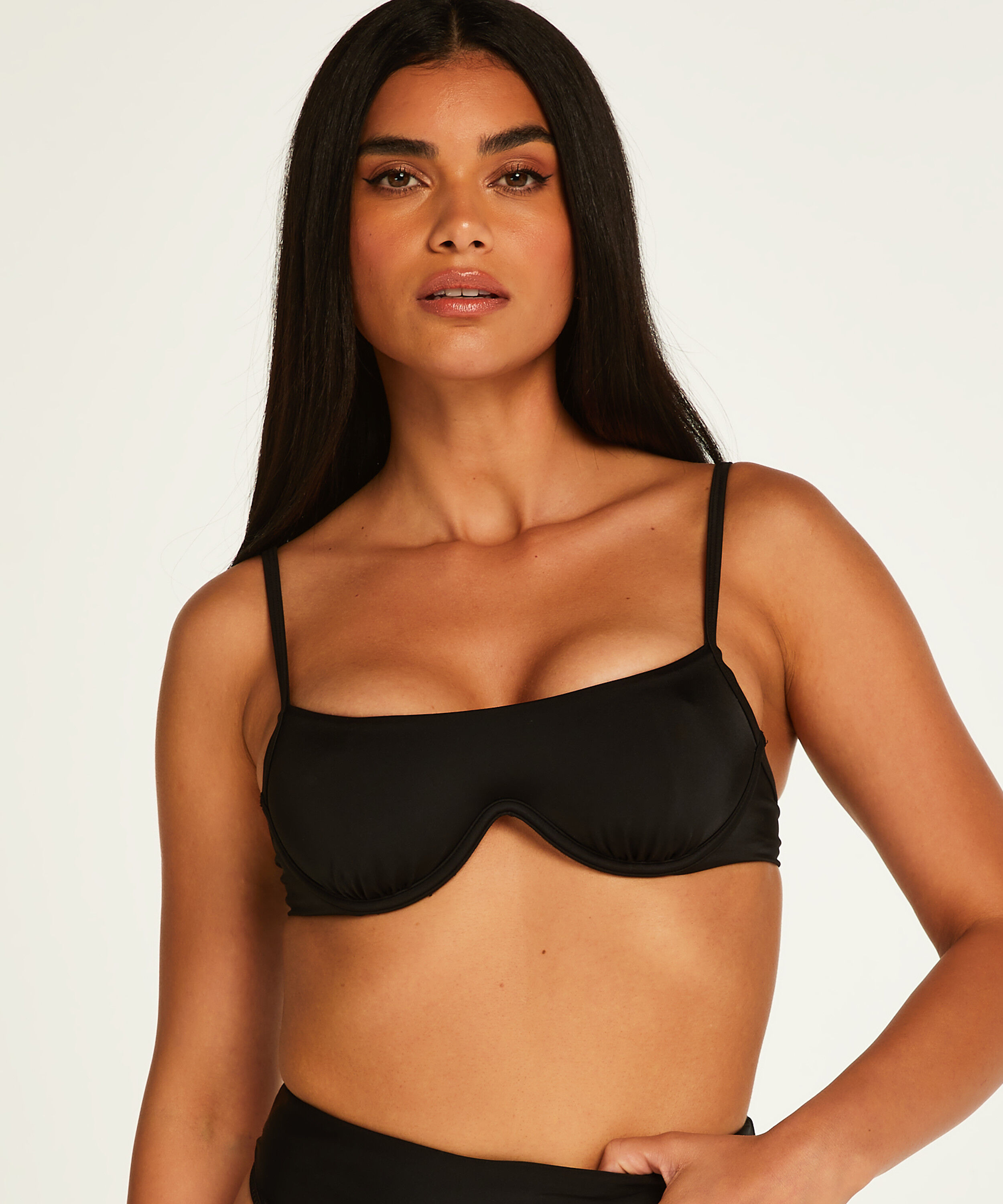 Sicily non-padded underwired bikini top, Black