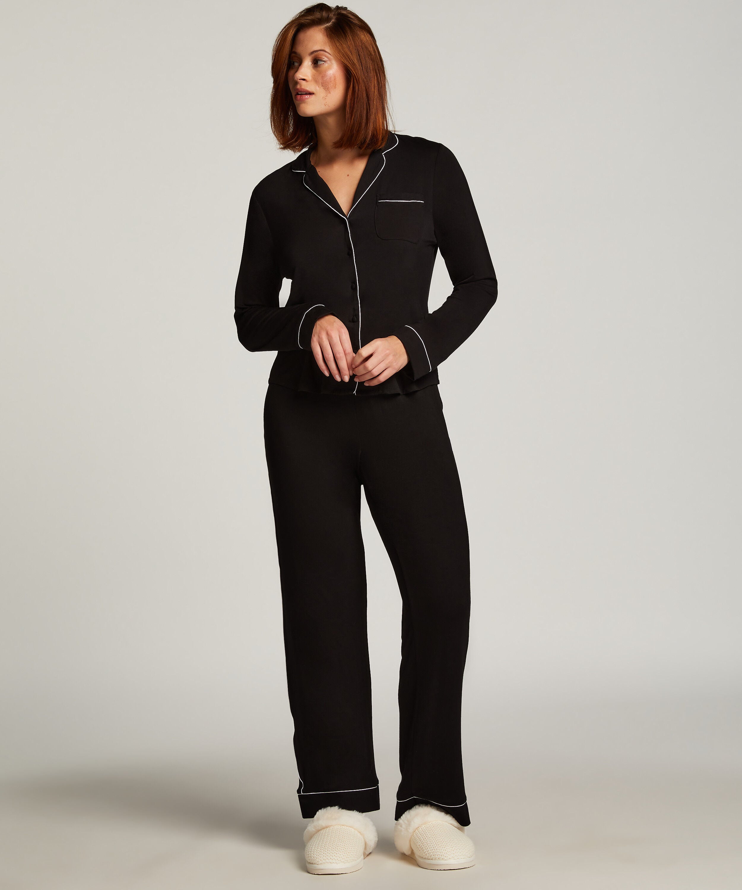 Essential Jersey Long-Sleeved Jacket