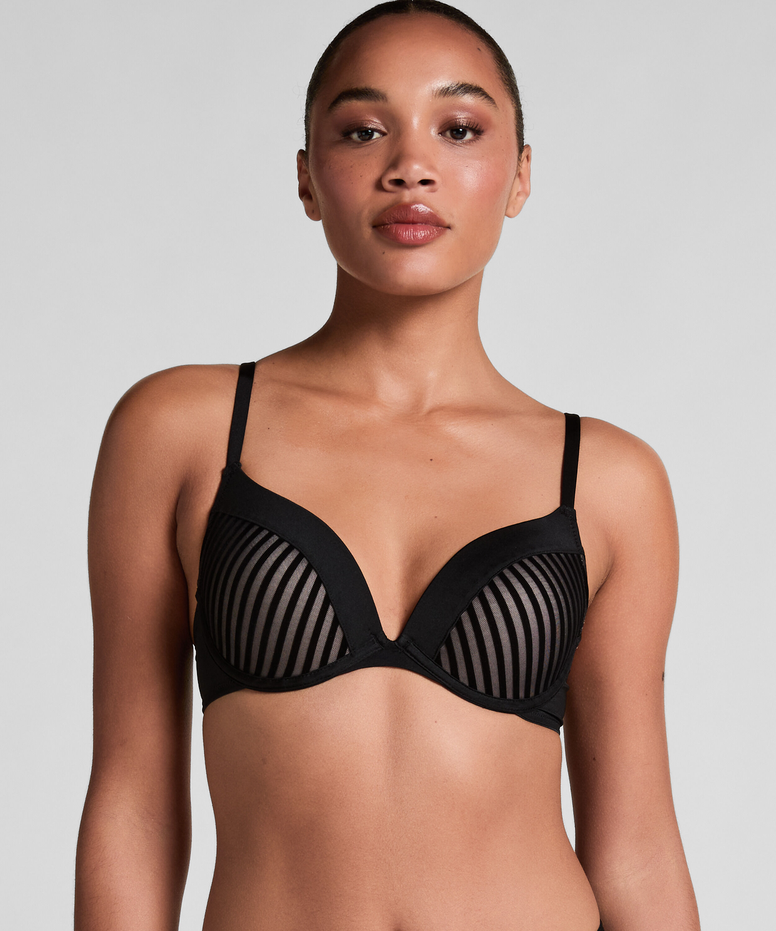 Pia Padded Underwired Push-Up Bra, Black
