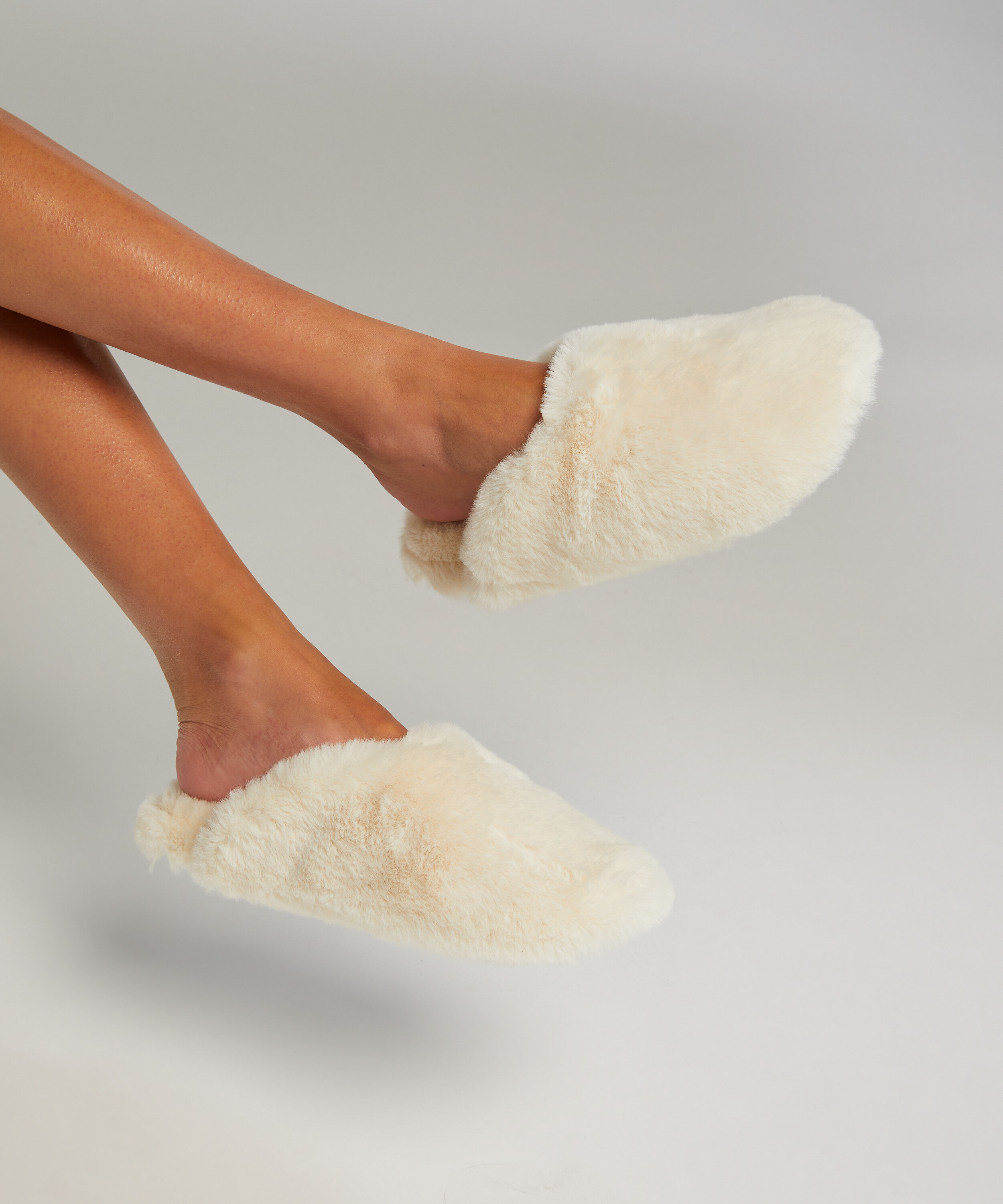Teddy Mule Slipper, White