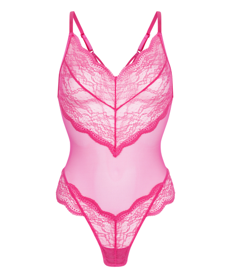 Isabelle Body, Pink