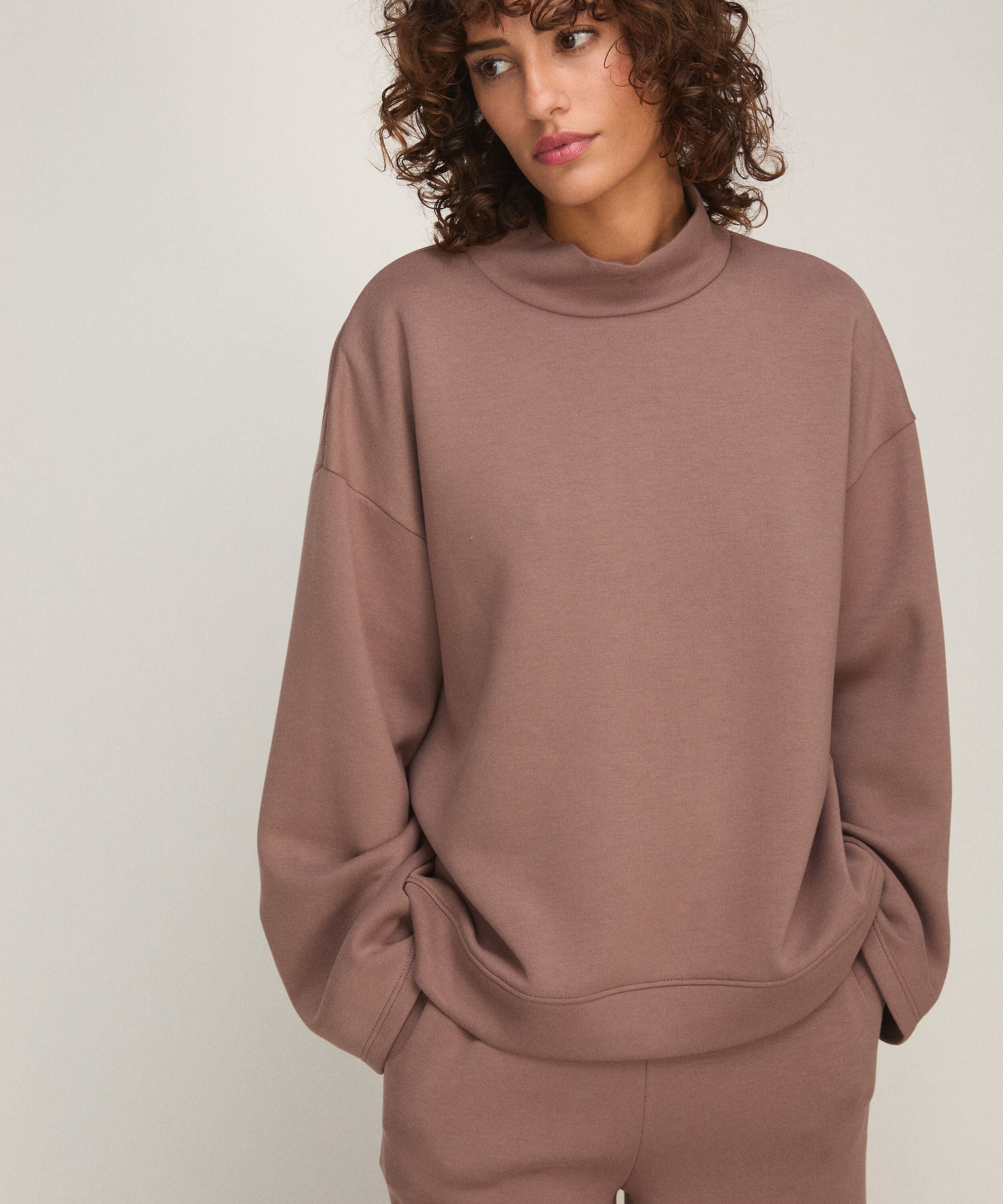 Top viscose mock neck, Brown Top viscose mock neck, Brown
