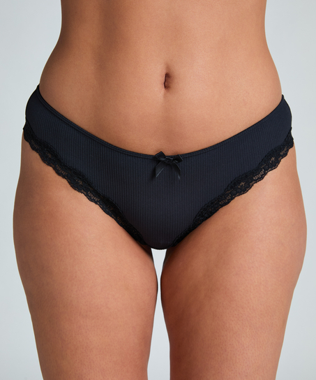 Lola Brazilian, Black