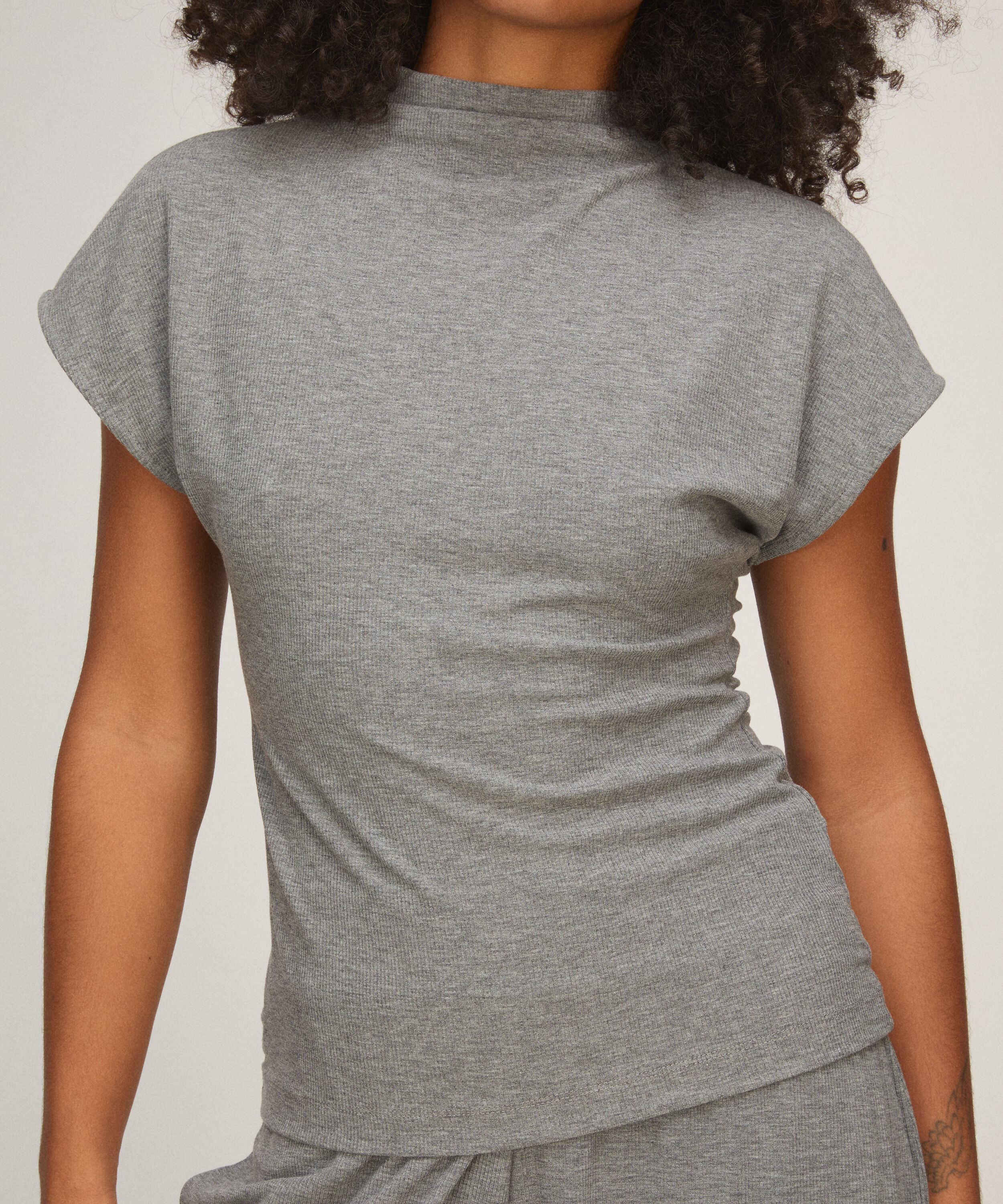 Top Short Sleeves Rib Mockneck