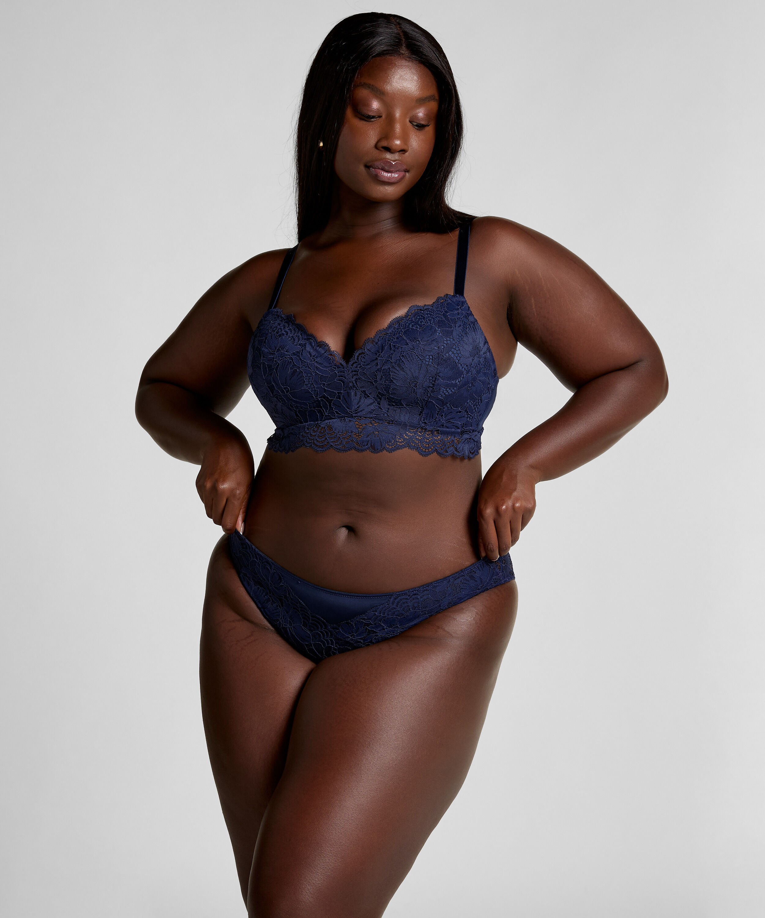 Andrea Brazilian, Blue