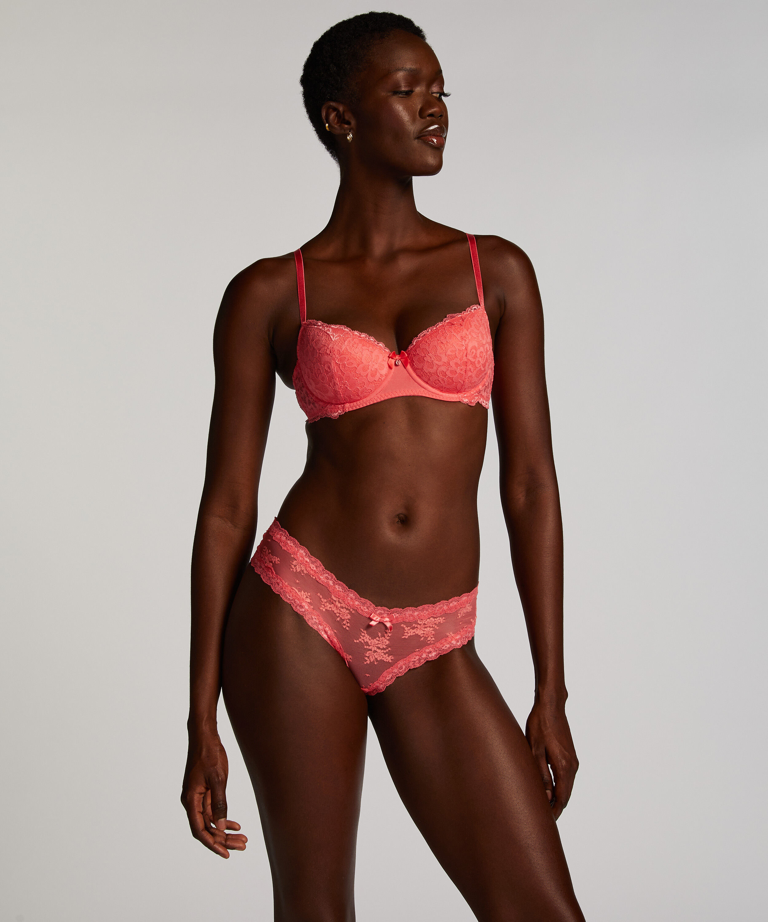 V-shape Mesh Brazilian, Pink