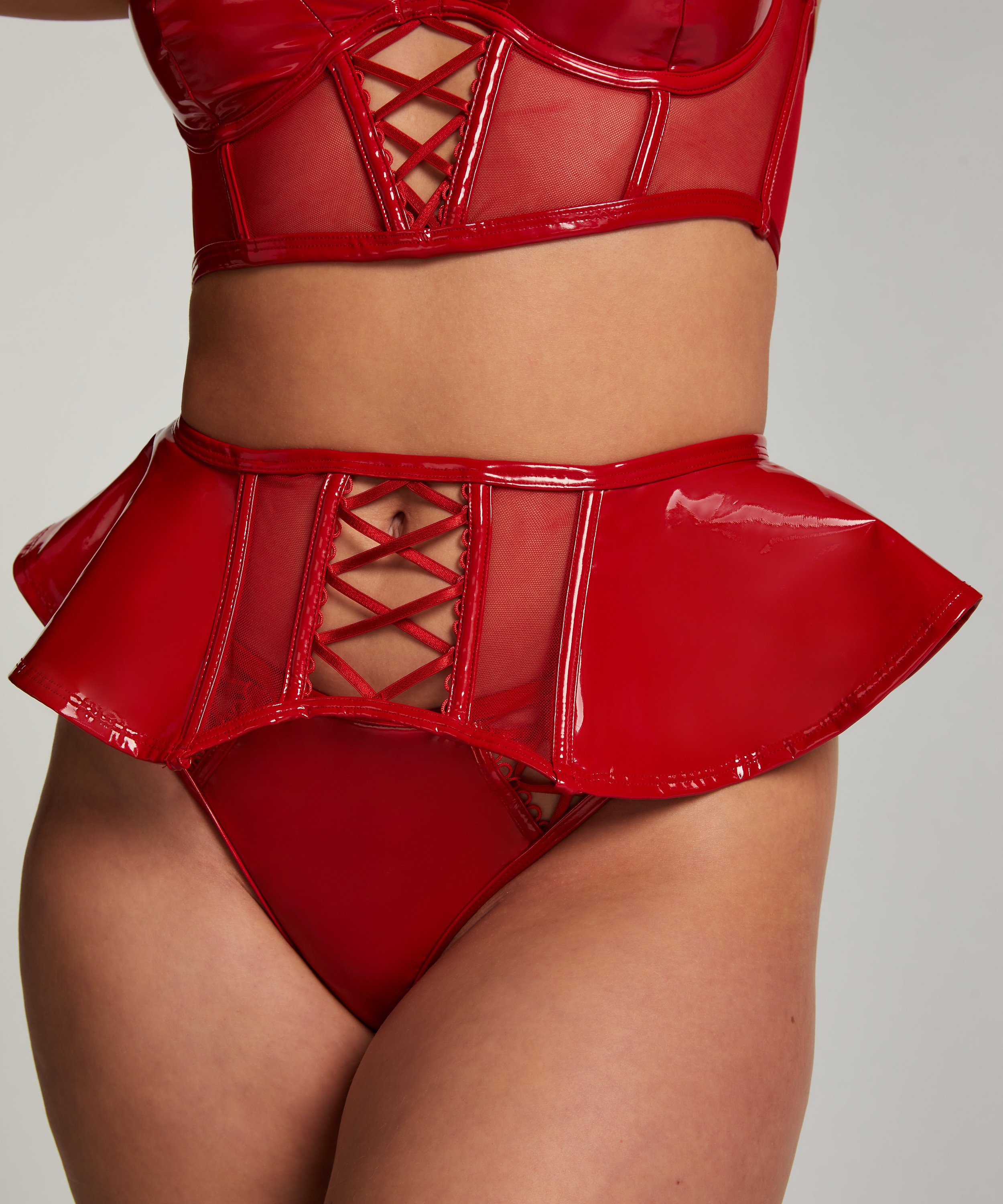 Wilde Suspenders, Red, main