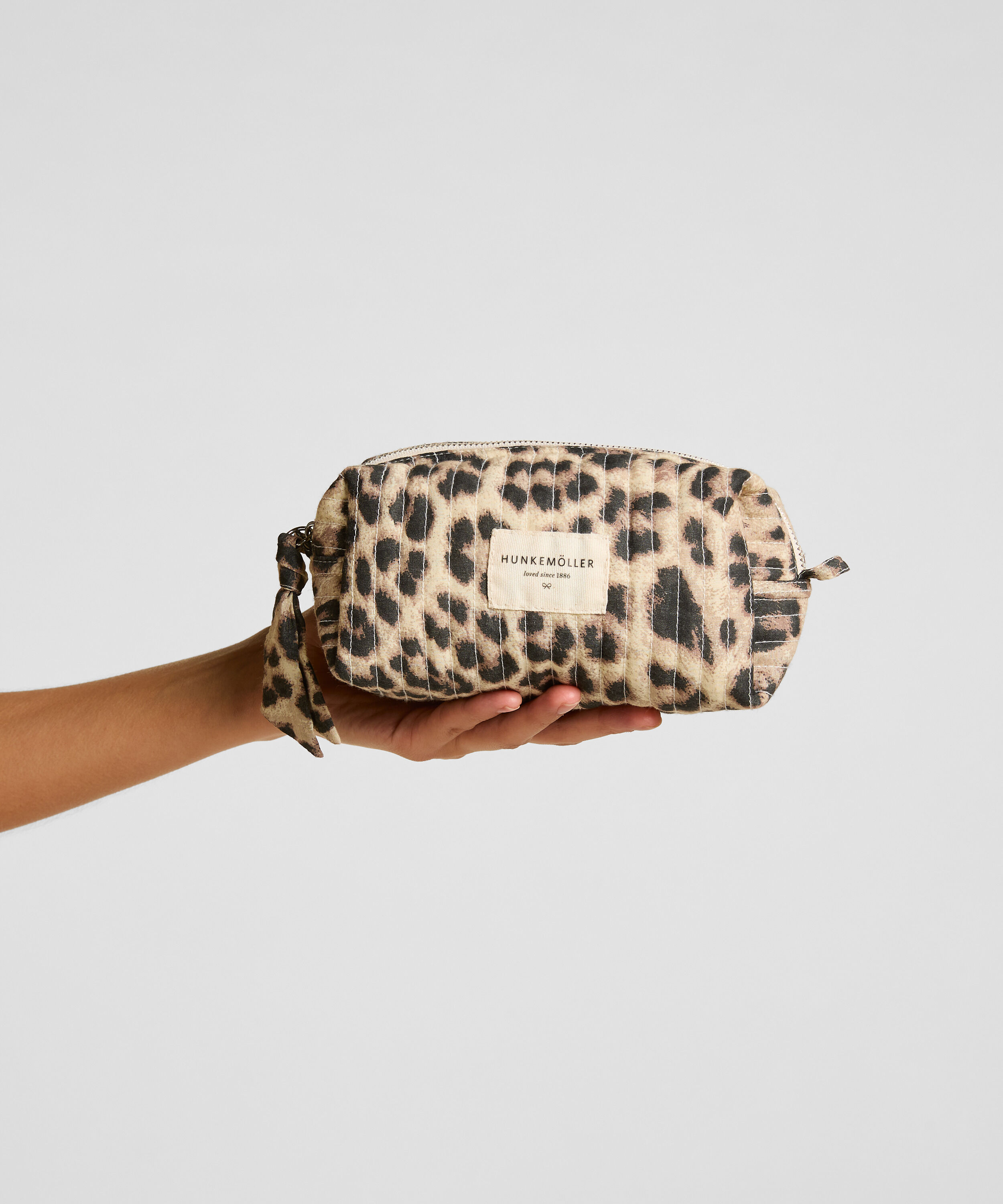 Make-Up Bag Small Leopard, Beige