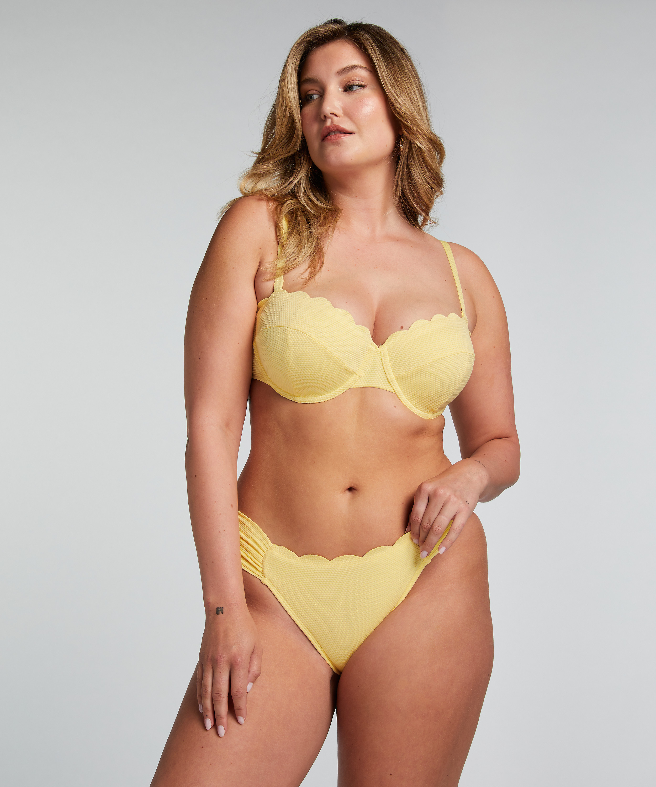 Scallop Padded Strapless Underwired Bikini Top Cup E +, Yellow, main