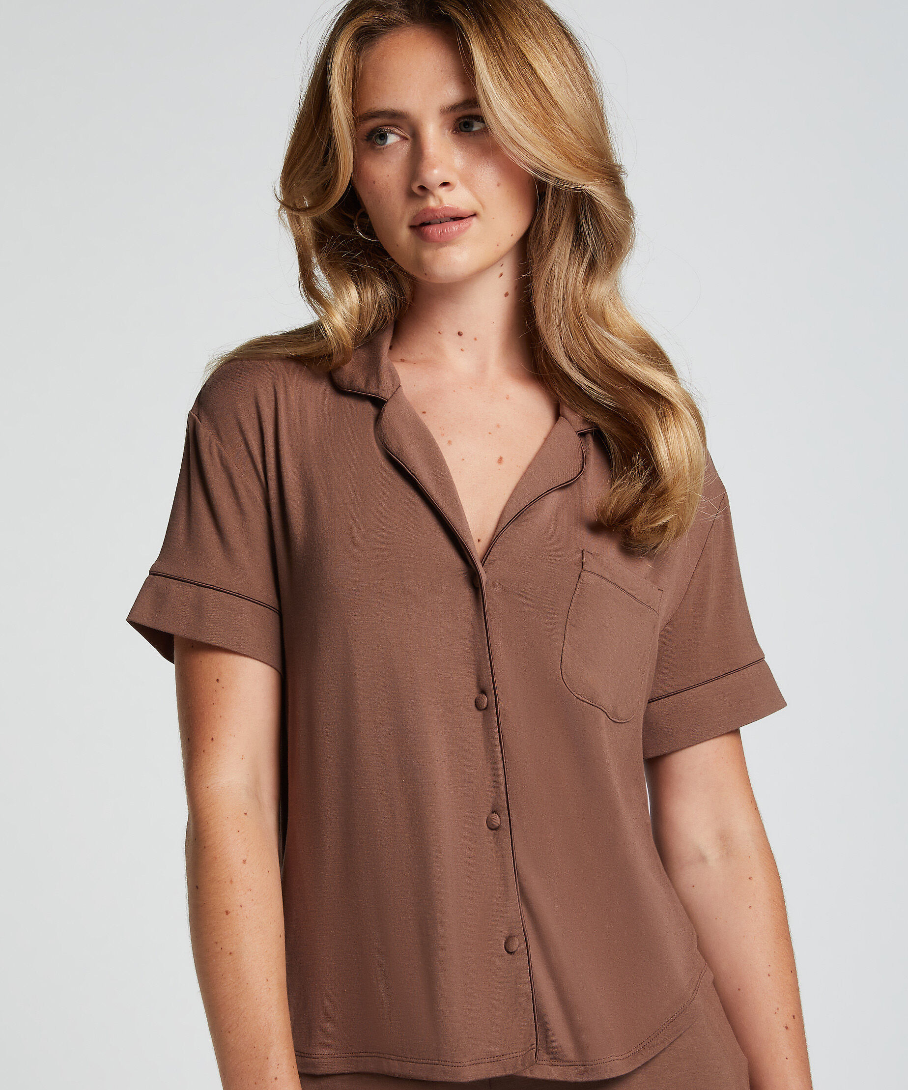 Essential Jersey Short-Sleeved Jacket, Brown