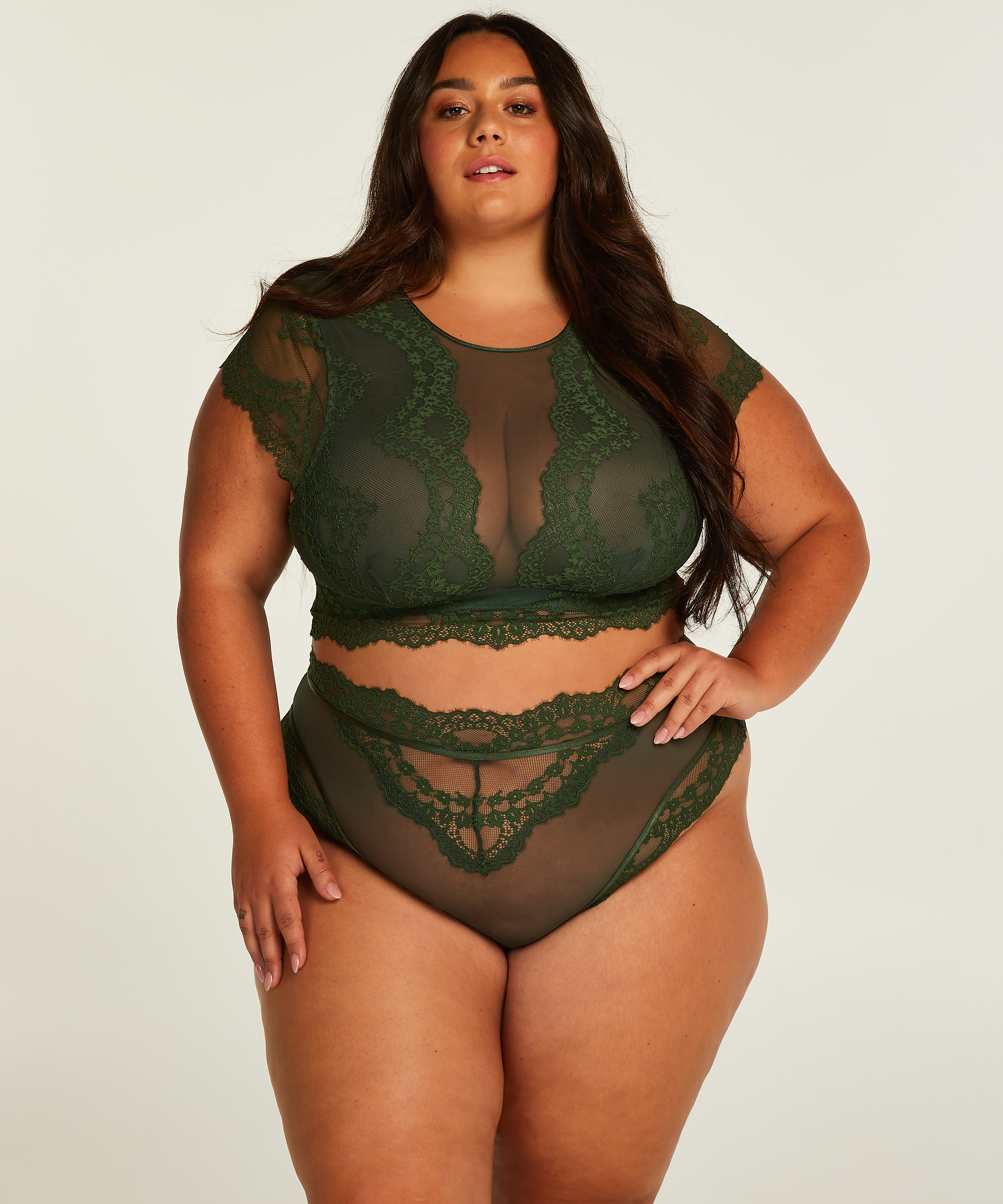Marie Bralette, Green, main