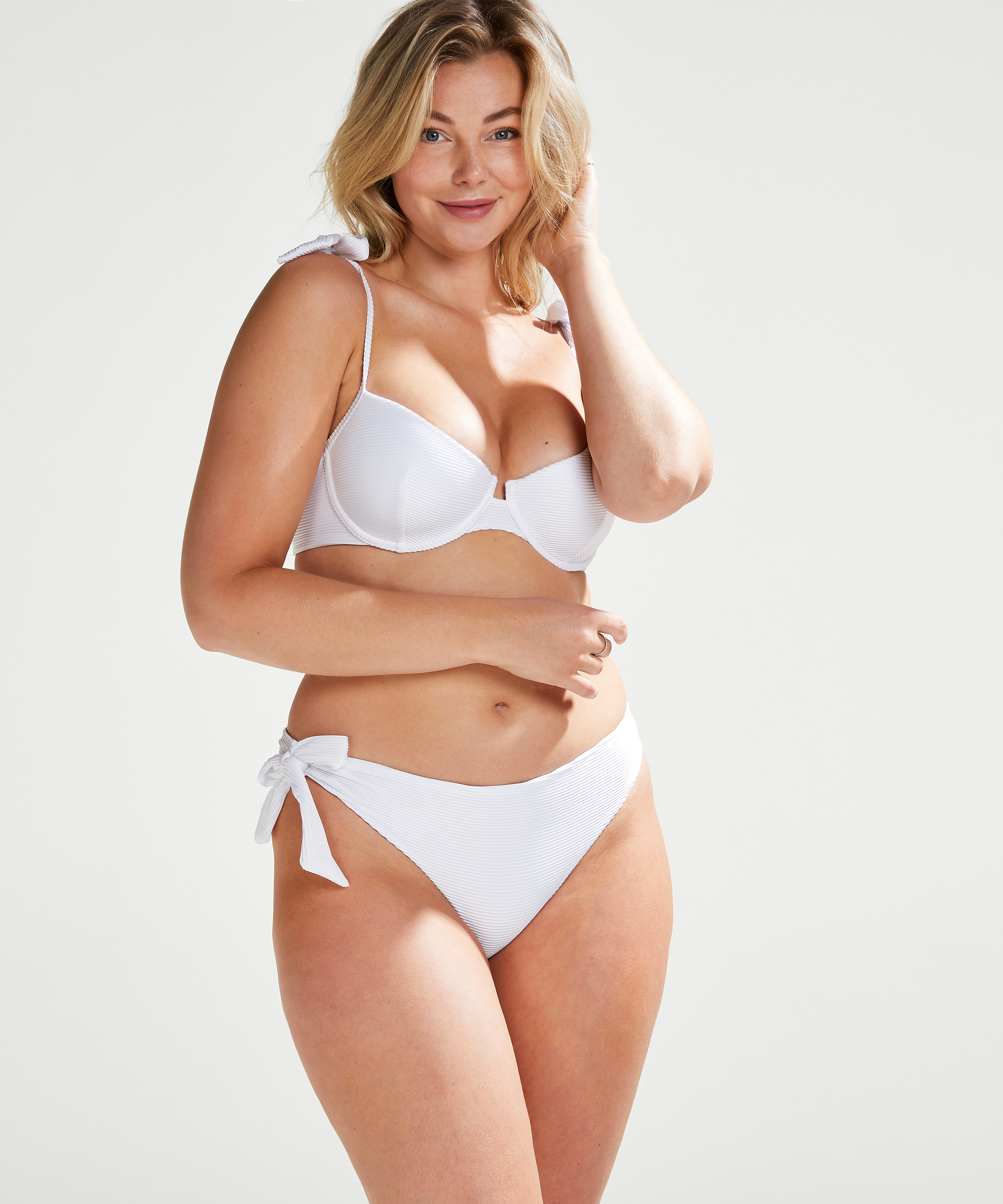 Santorini padded underwired bikini top Vivian Hoorn, White, main