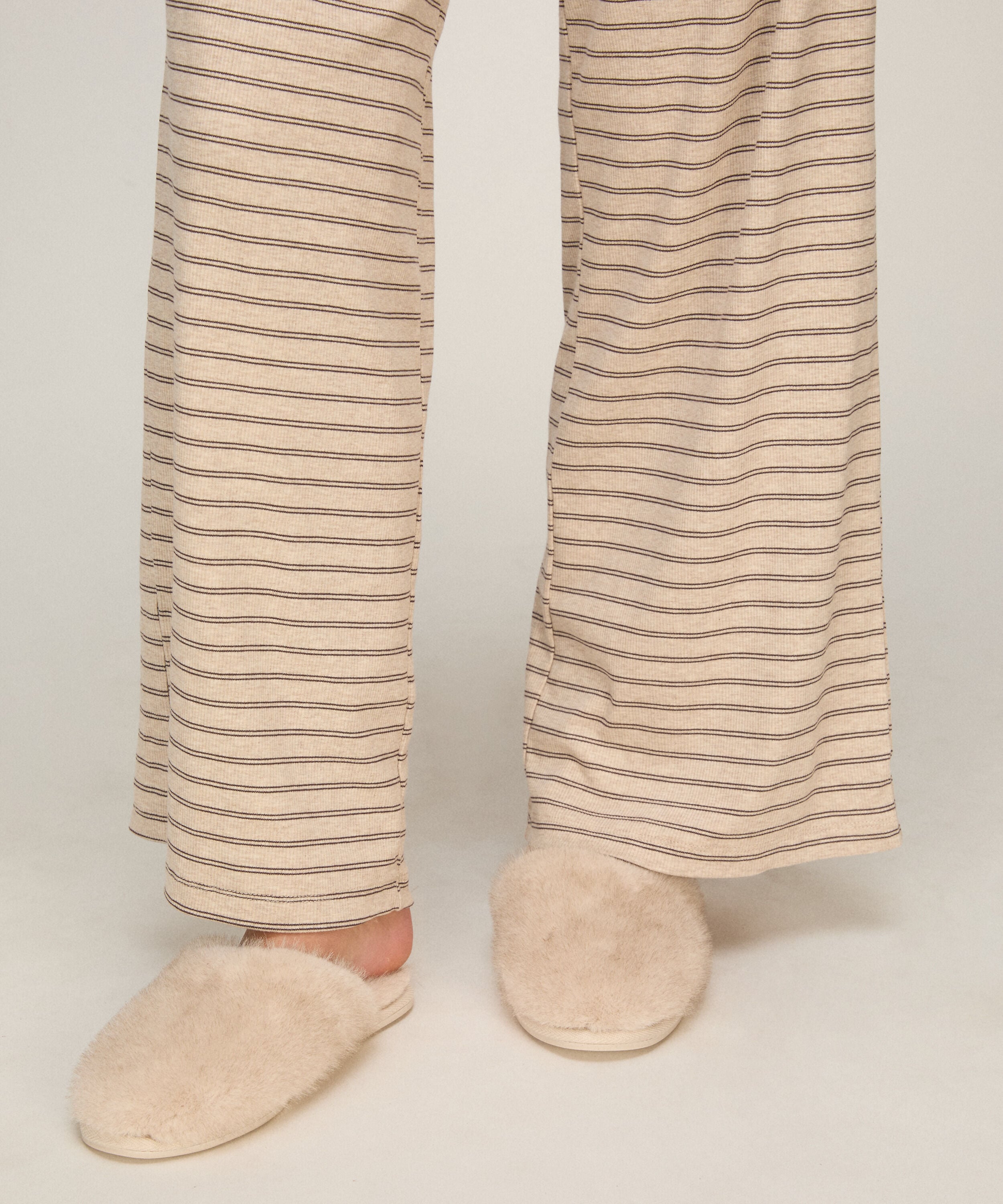 Slipper Faux Fur