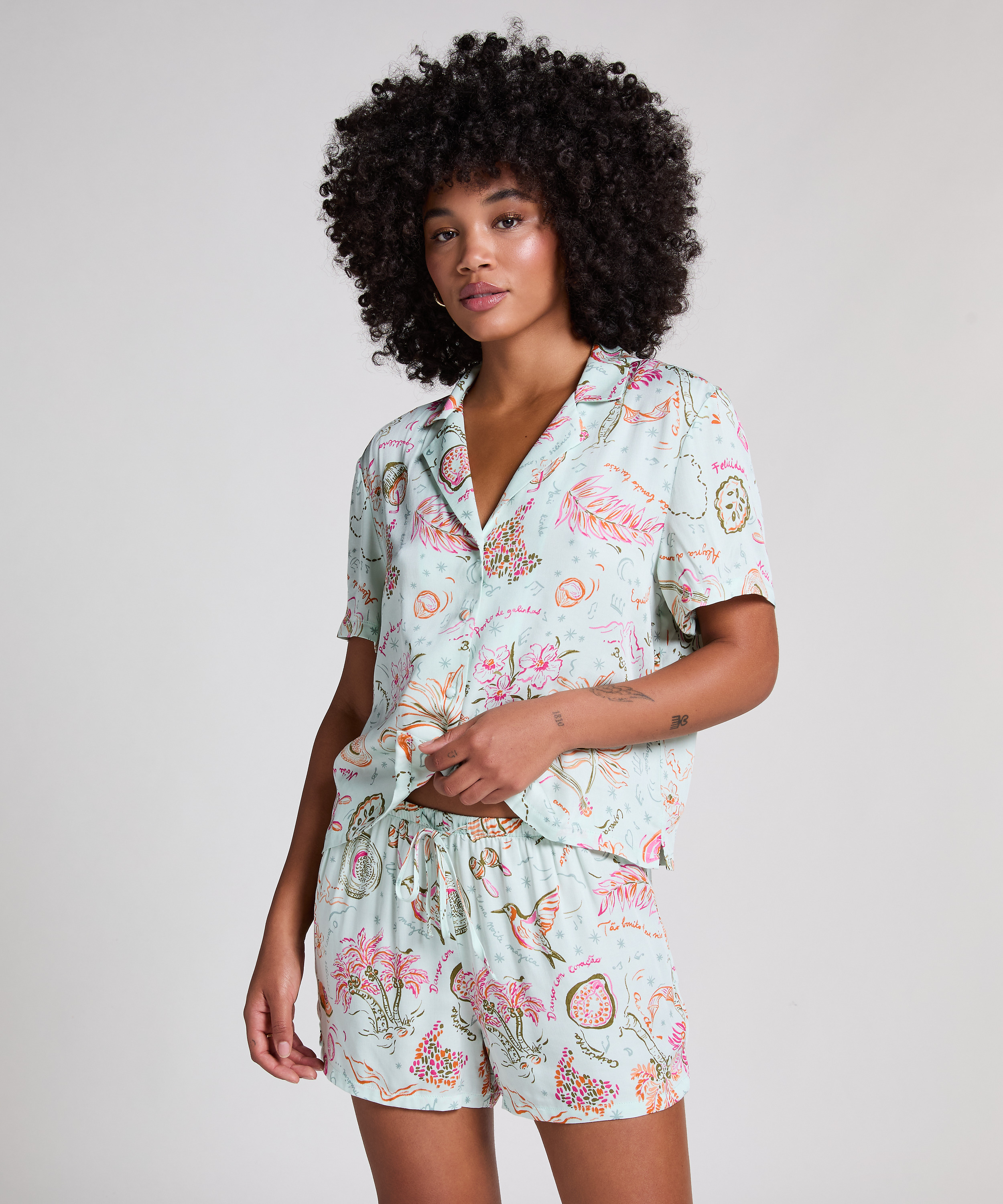 Satin Short, Green, main