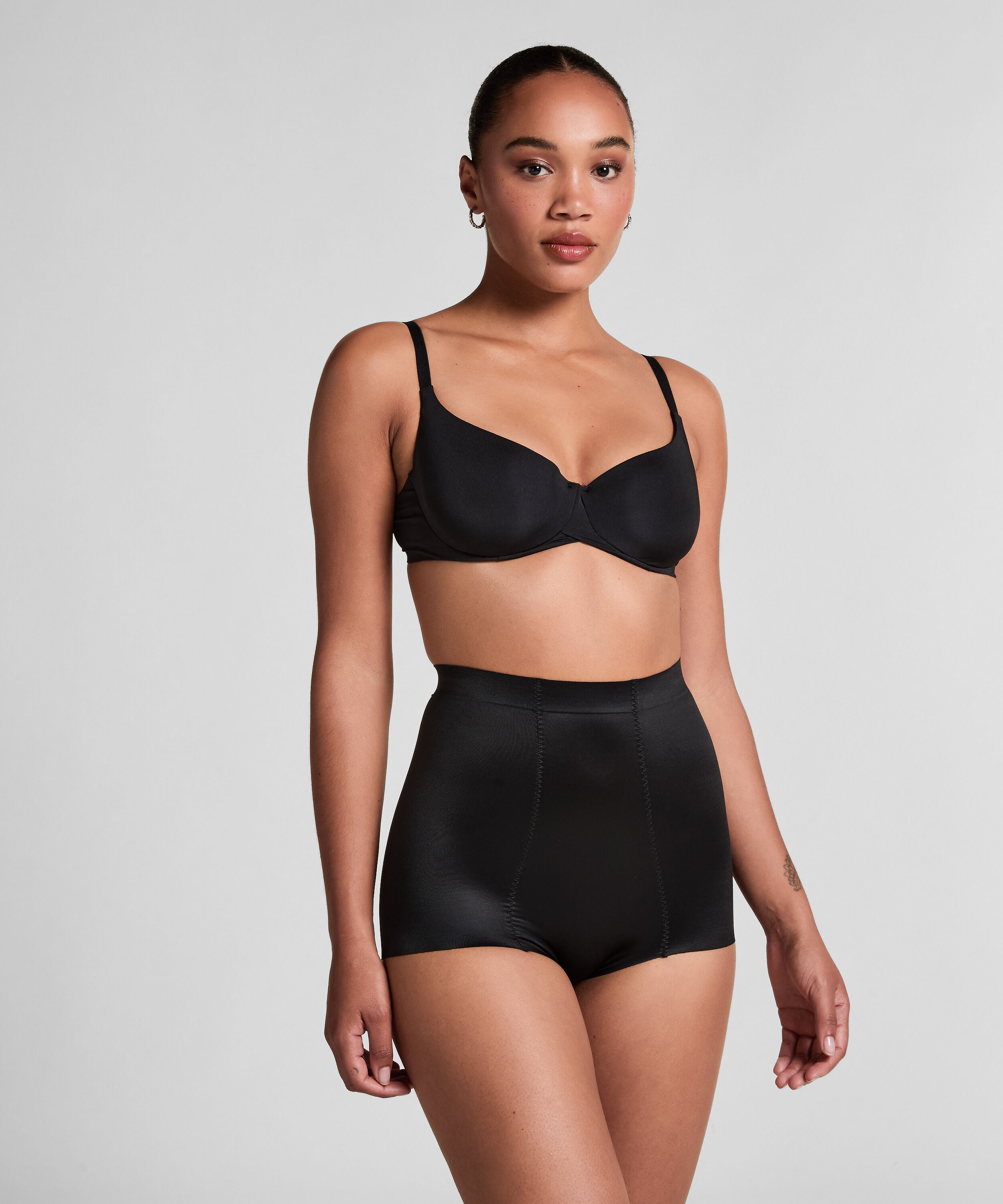 Sculpting scuba high waisted brief, Black